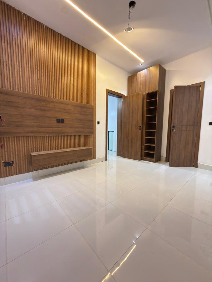  4 Bedroom Fully Detached Duplex with Pool & BQ – Ajah