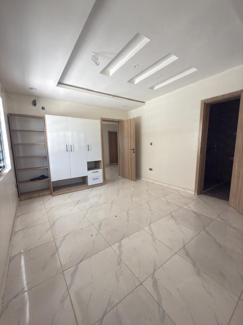 ✨ 1 Bedroom Apartment (Ground Floor) – Abijo ✨