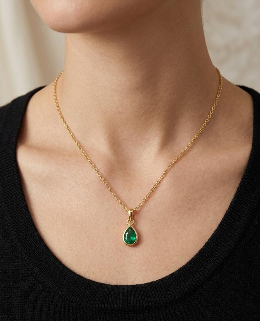 Emerald Teardrop Gold Necklace