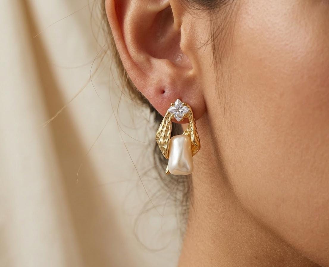 The Versailles Baroque Pearl Drops