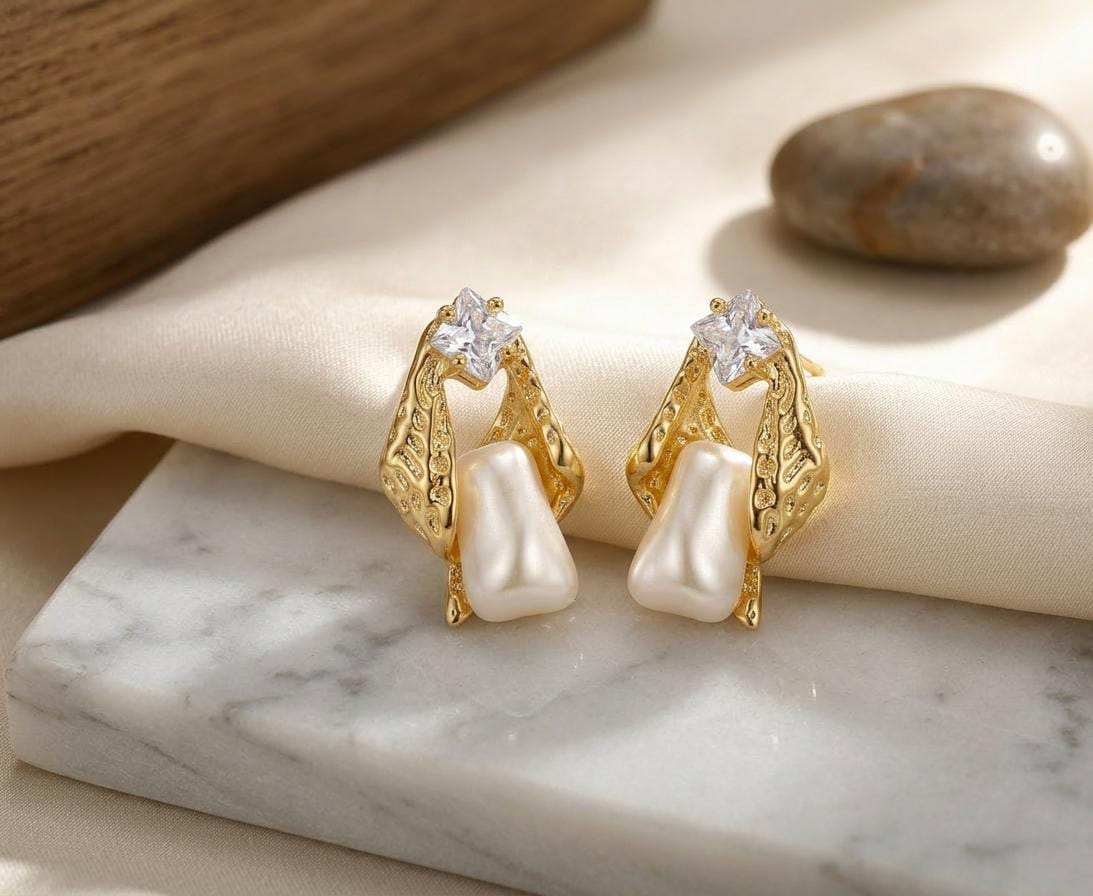 The Versailles Baroque Pearl Drops