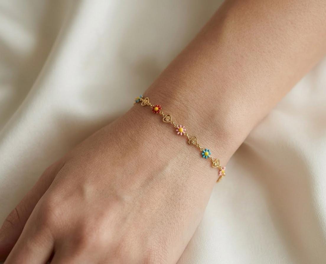 The Meadow Daisy Bracelet