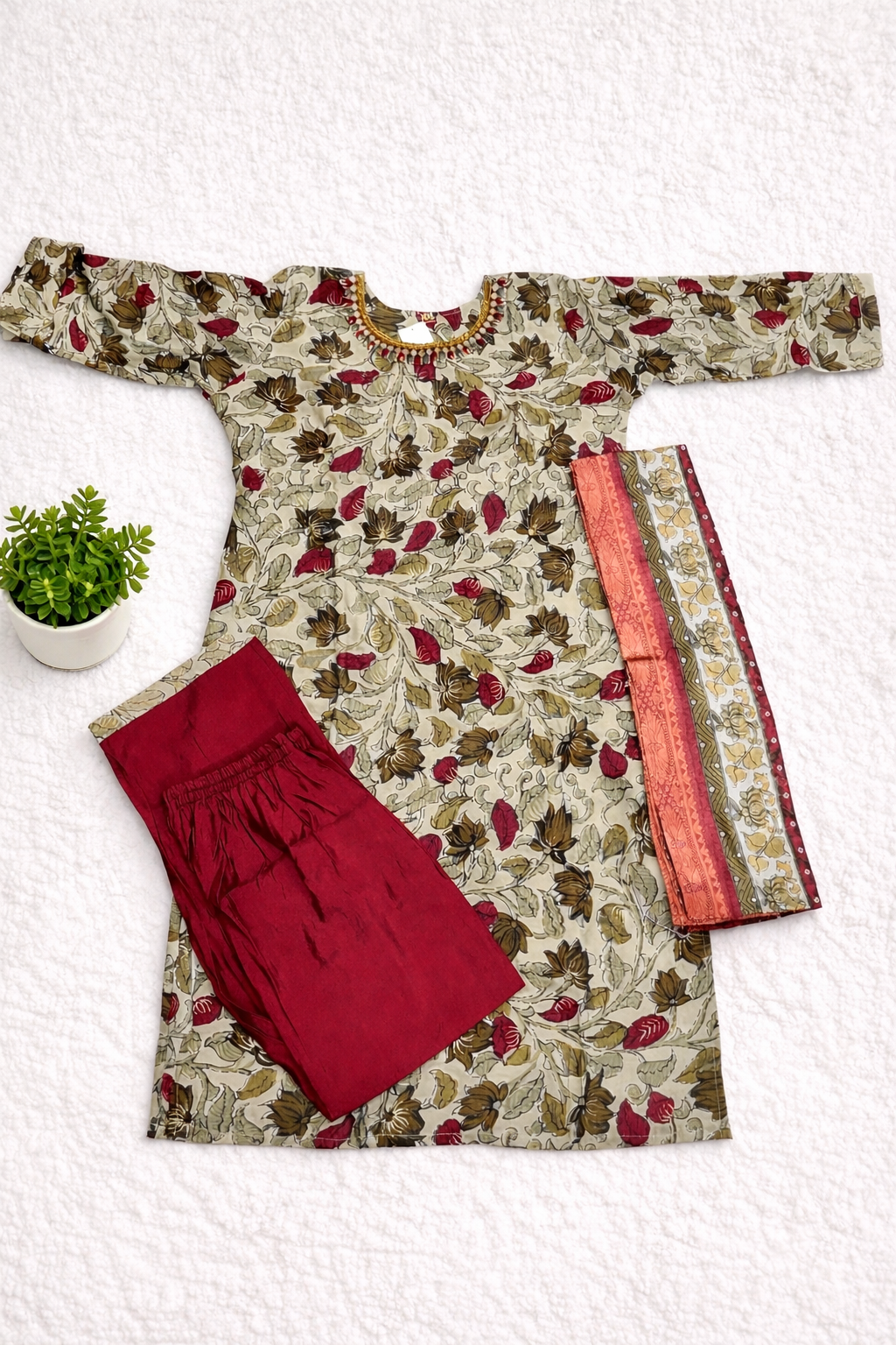 Floral Printed with front neck aari work  Kurti Set