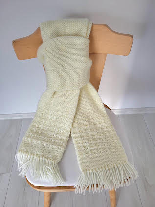 Ilgas, storas šalikas