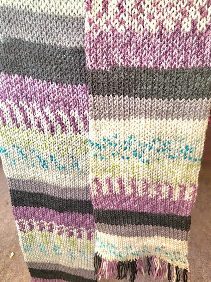 Ilgas raštuotas šalikas