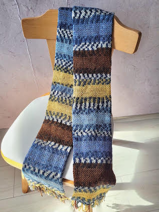 Raštuotas ilgas šalikas