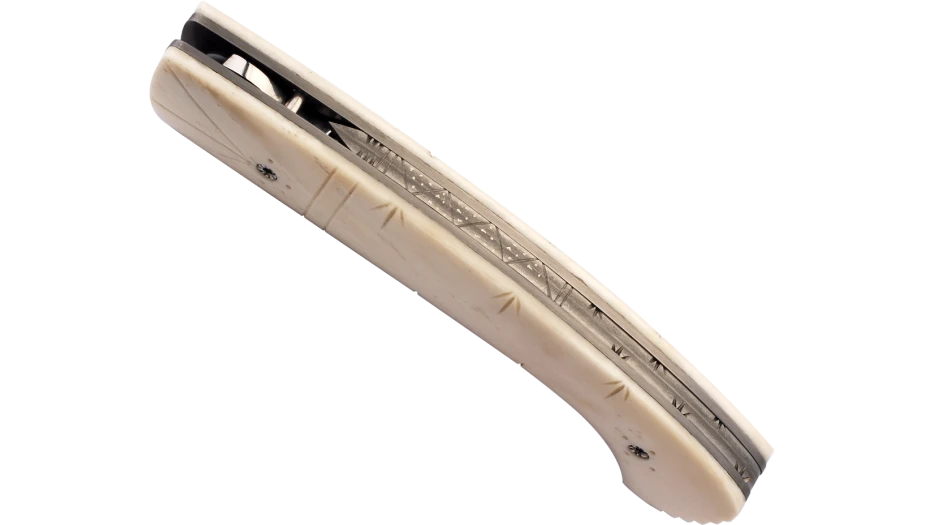 Couteau 1515 - Manche en Os de Renne & Lame Oxydée "Inuit"