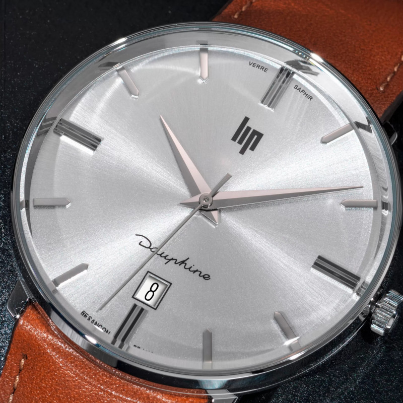 Montre LIP Dauphine 38 mm - Cadran Argenté & Bracelet Cuir Noir