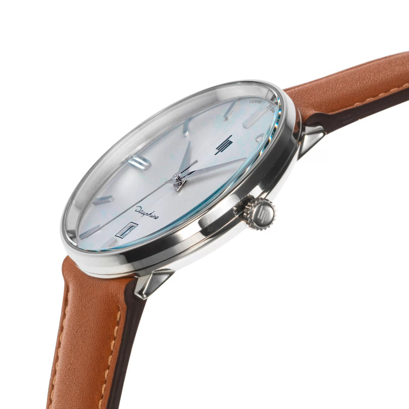 Montre LIP Dauphine 38 mm - Cadran Argenté & Bracelet Cuir Noir