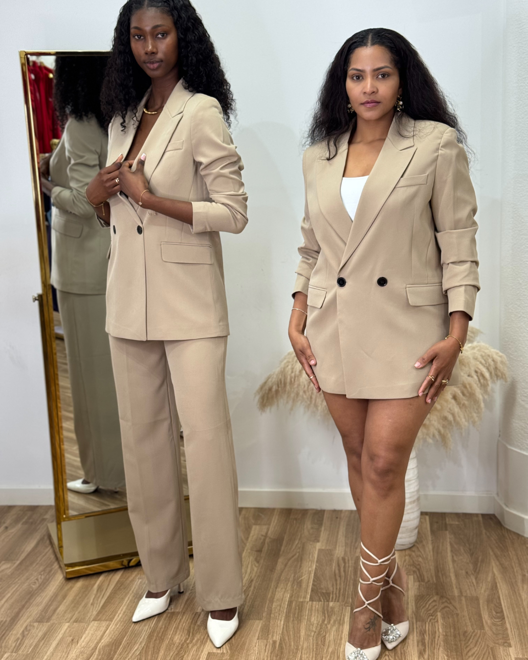 Fato Feminino Bege Elegante