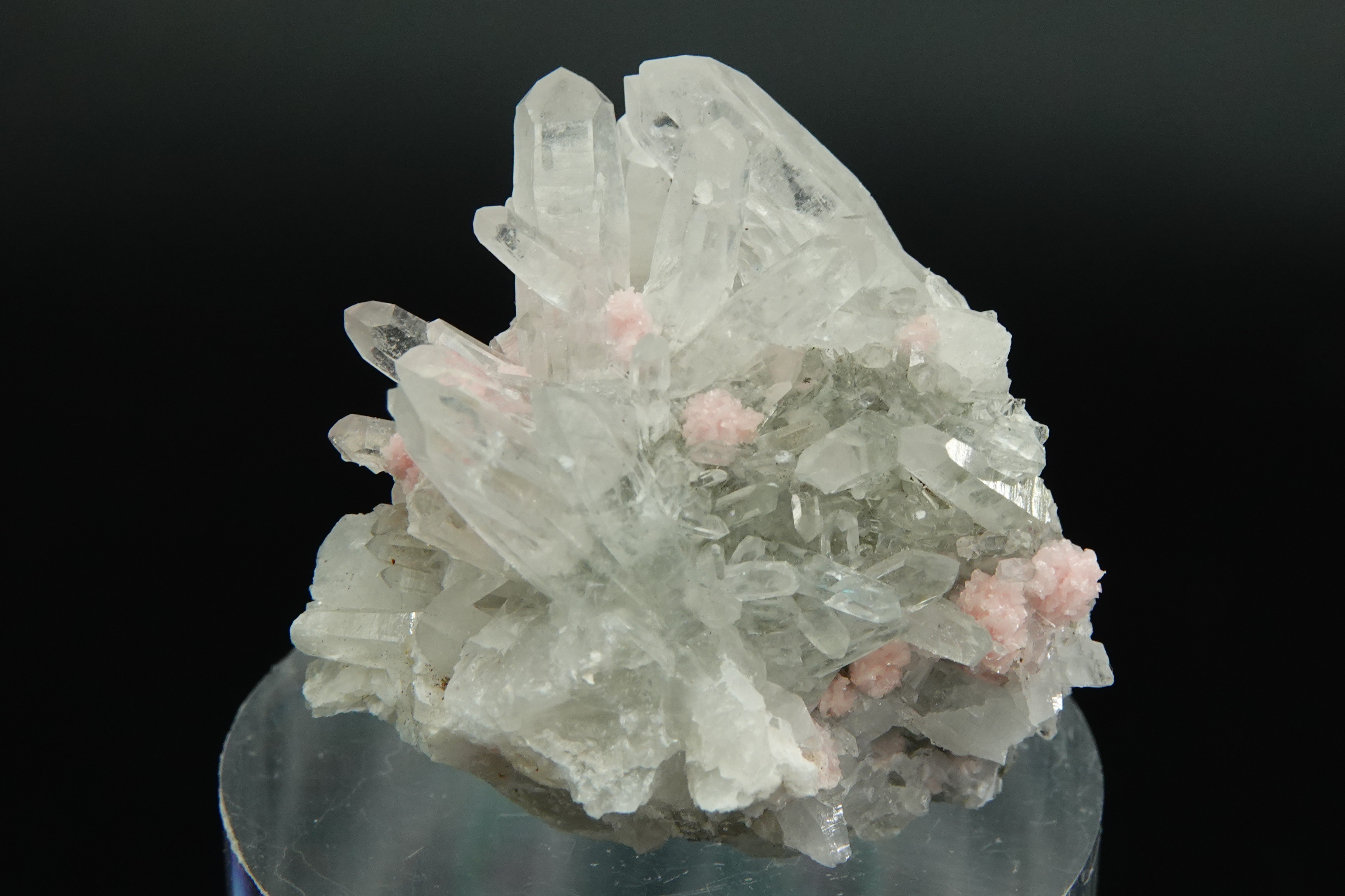 Rhodocrhrosite & Calcite - Bulgarie 6 127.5 CARATS