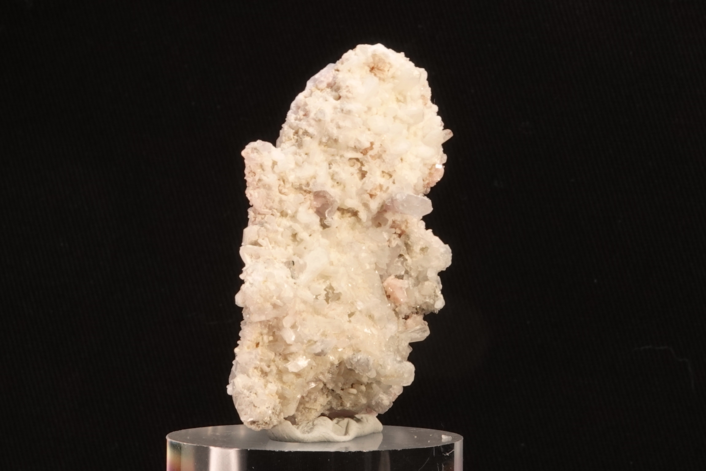 Rhodochrosite & Calcite avec inclusion de Chalcopyrite - 360° - Bulgarie - 186.5 ct