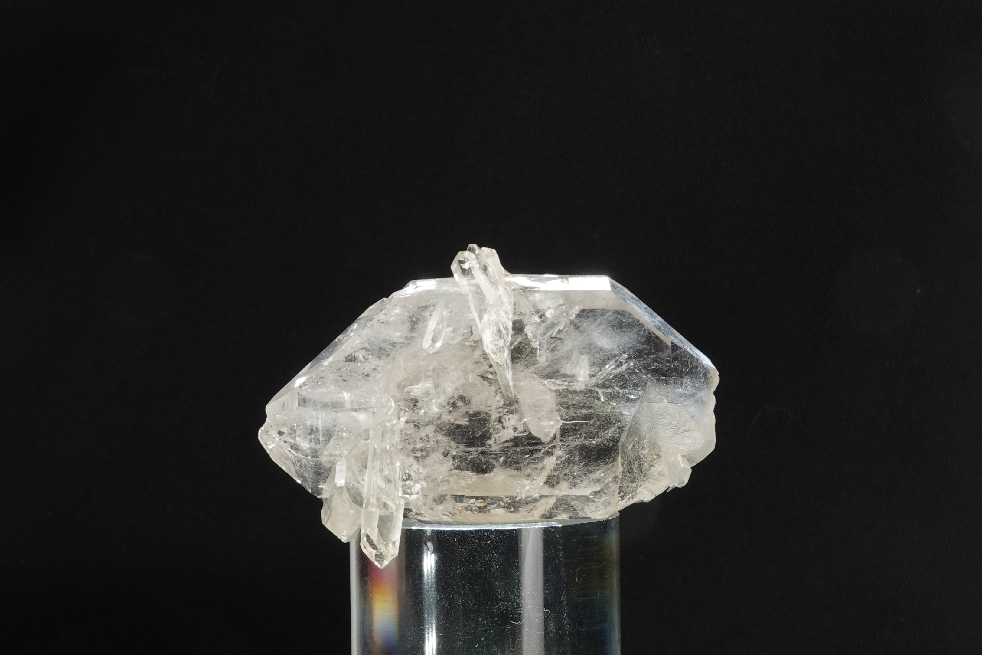 Quartz bipyramidé - Bourg-d’Oisans, Isère - 290,5 ct