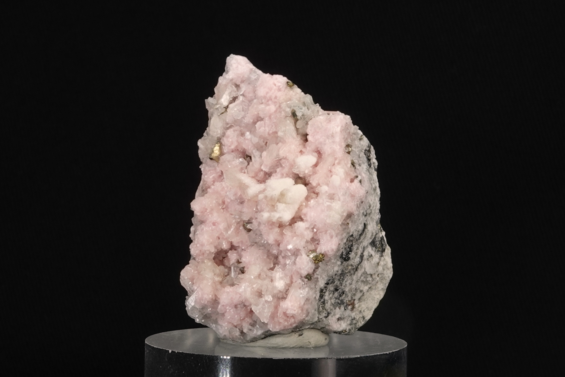  Rhodochrosite, Chalcopyrite, Sphalérite & Quartz - Mine de Davidkovo, Bulgarie - 172,5 ct
