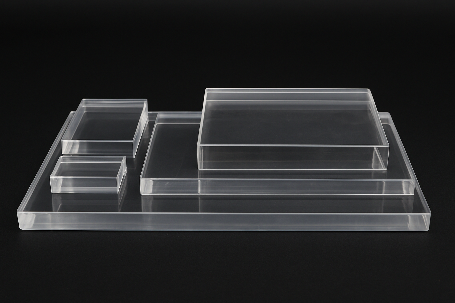 Socles de présentation RECTANGULAIRES en acrylique PRENIUM