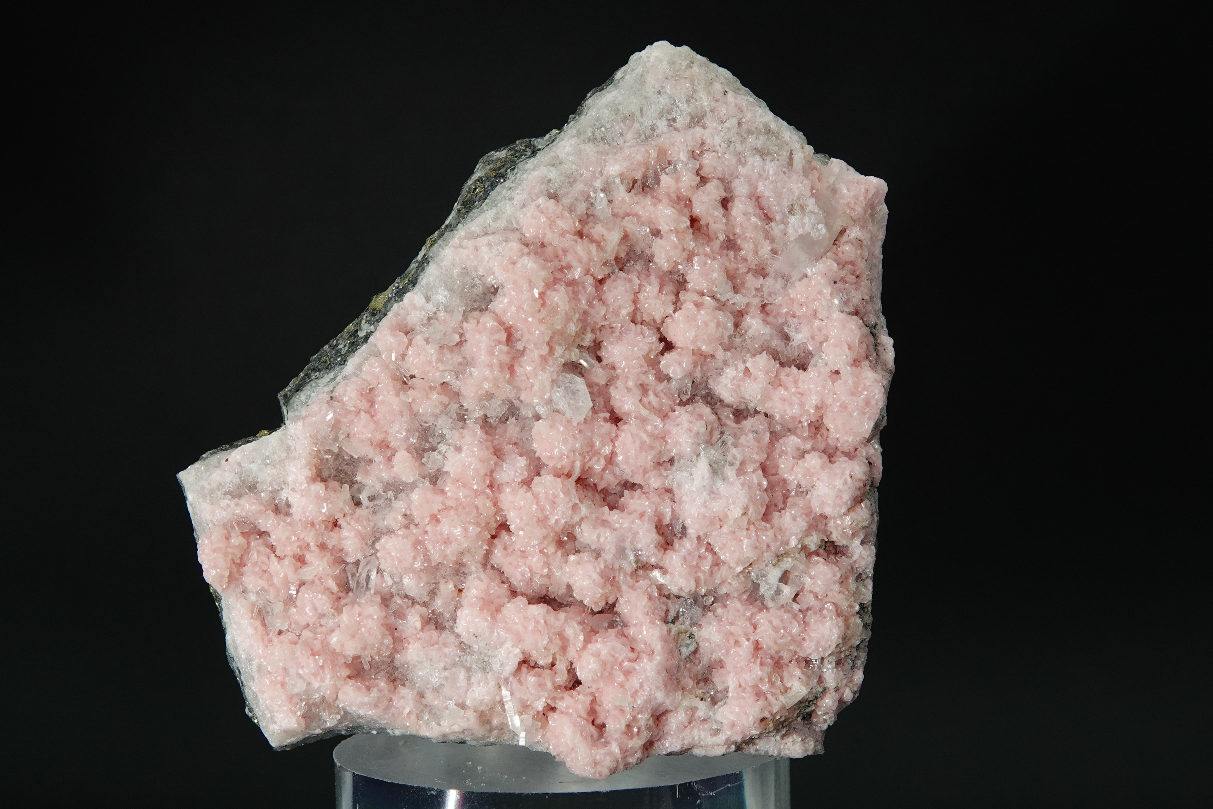 Rhodochrosite & Calcite avec Inclusions Chalcopyrite & Spharélite - Bulgarie - 597 CARATS