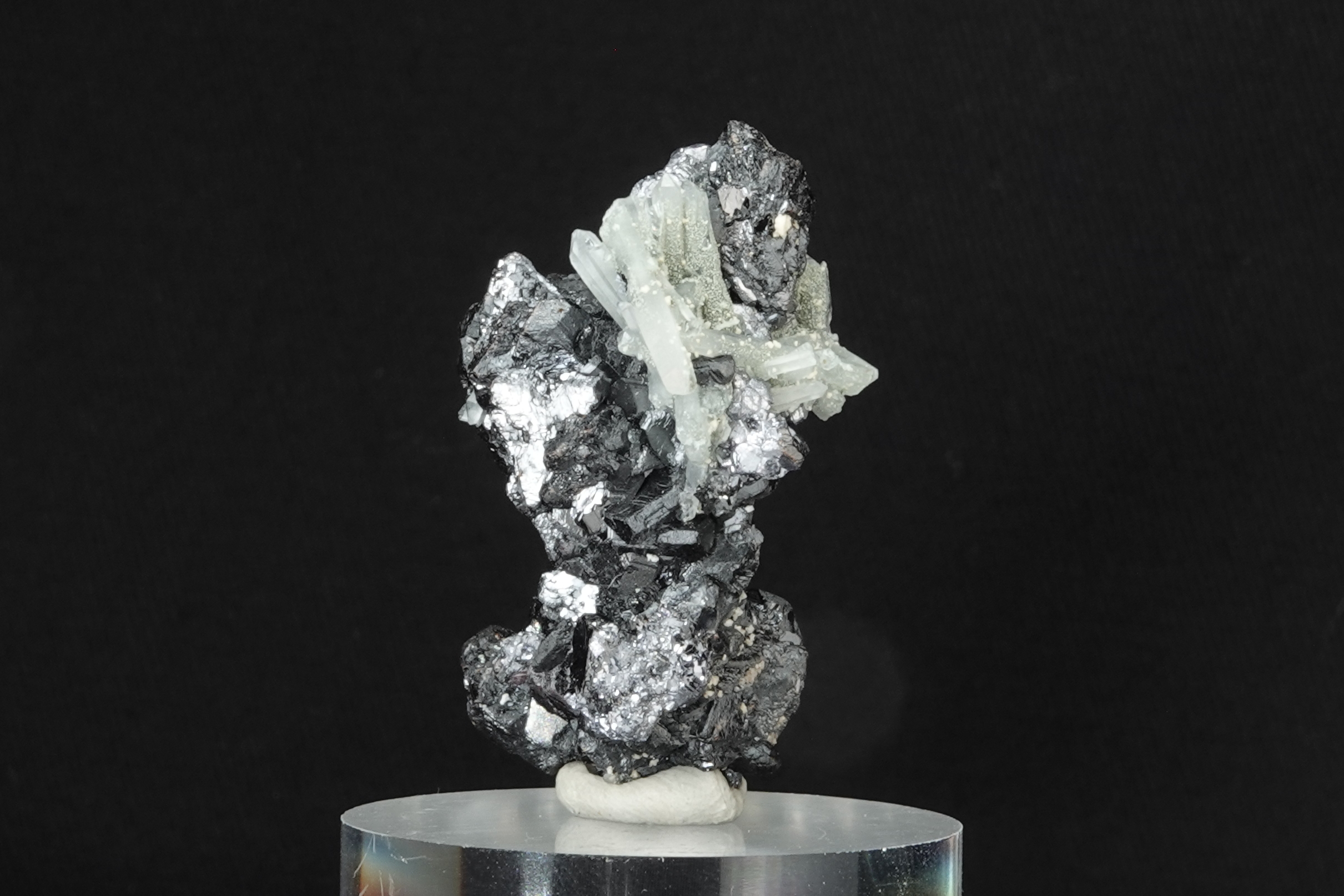 Sphalérite & Quartz · Mine de Krushev, Bulgarie · 137,5 ct