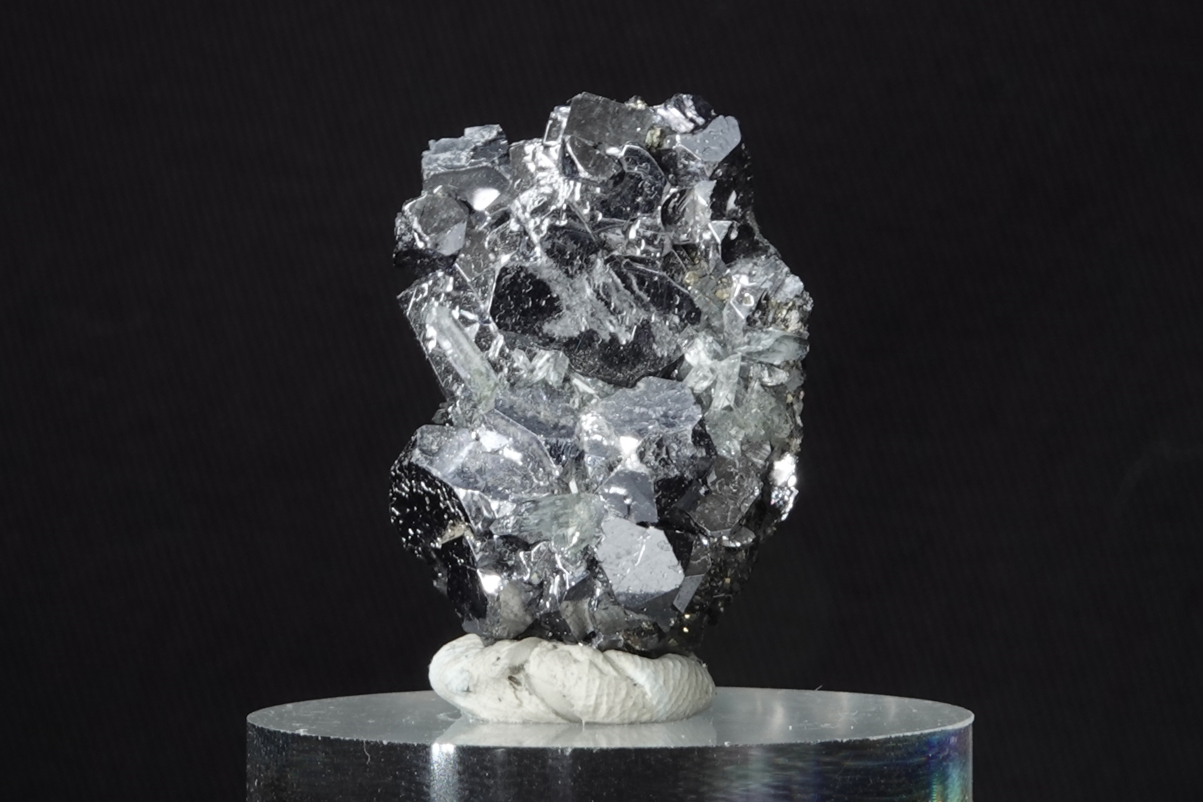 Galène, Quartz, Pyrite - Mine de Krushev, Bulgarie - 138 ct