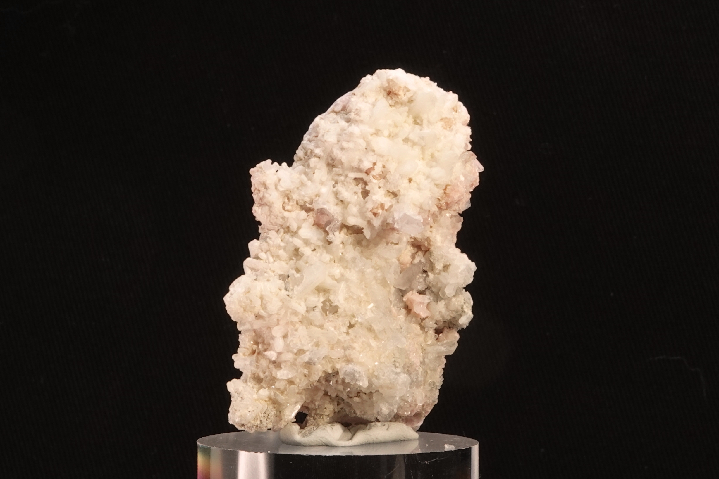 Rhodochrosite & Calcite avec inclusion de Chalcopyrite - 360° - Bulgarie - 186.5 ct