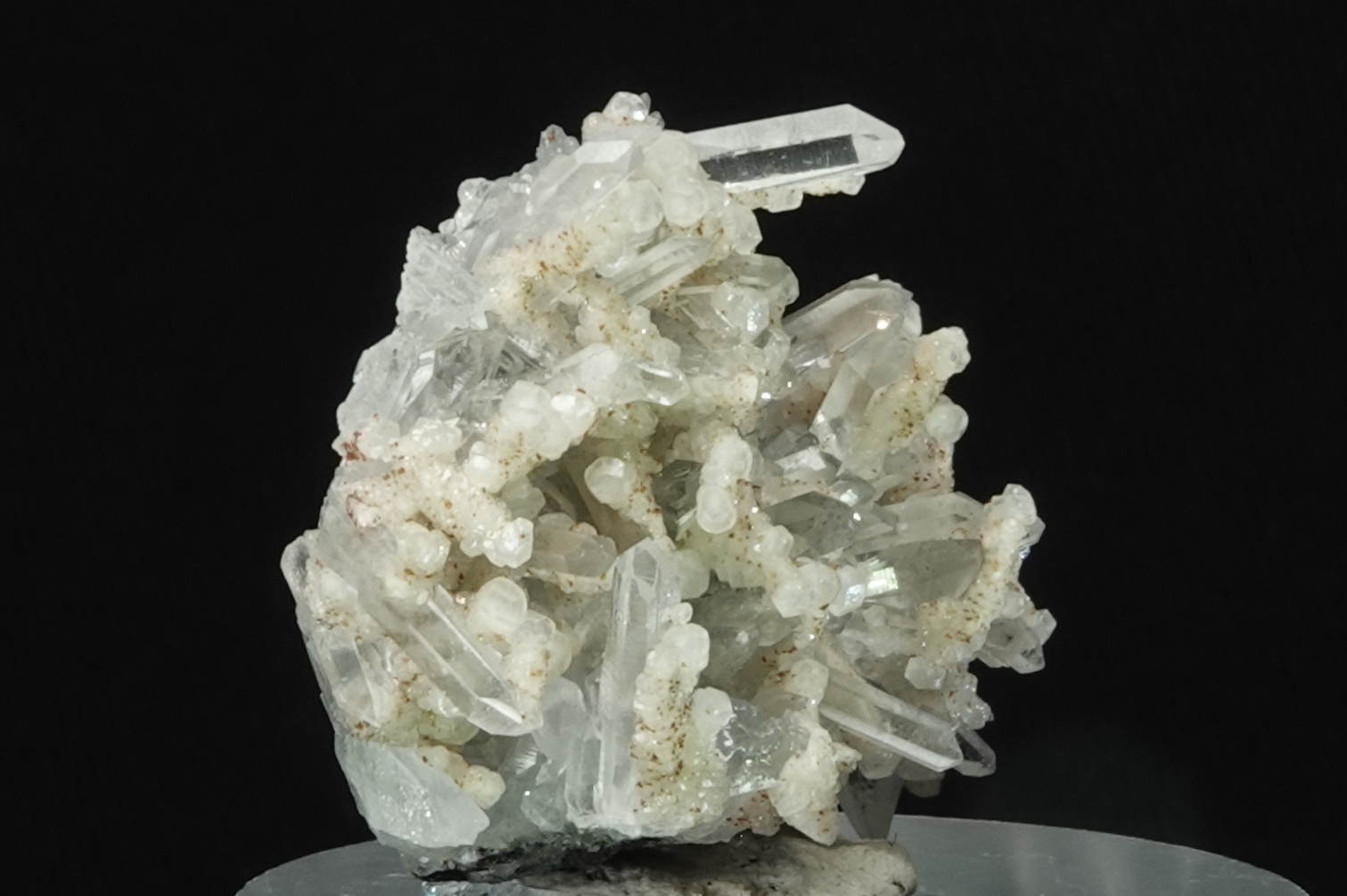 Quartz, Calcite, Chalcopyrite & Sphalérite - Mine de Krushev, Bulgarie - 95 ct