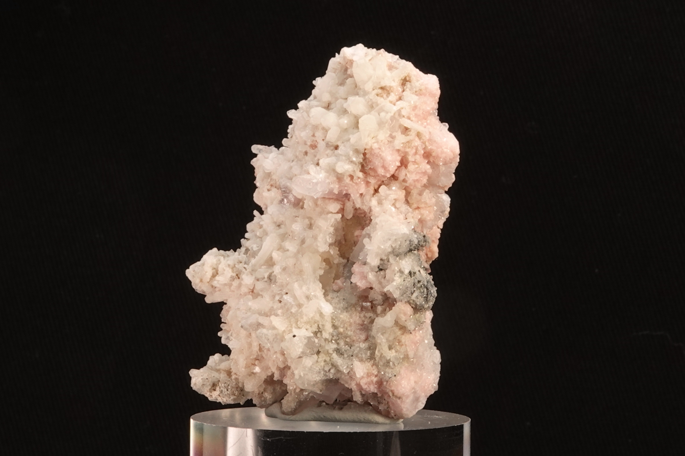 Rhodochrosite & Calcite avec inclusion de Chalcopyrite - 360° - Bulgarie - 186.5 ct