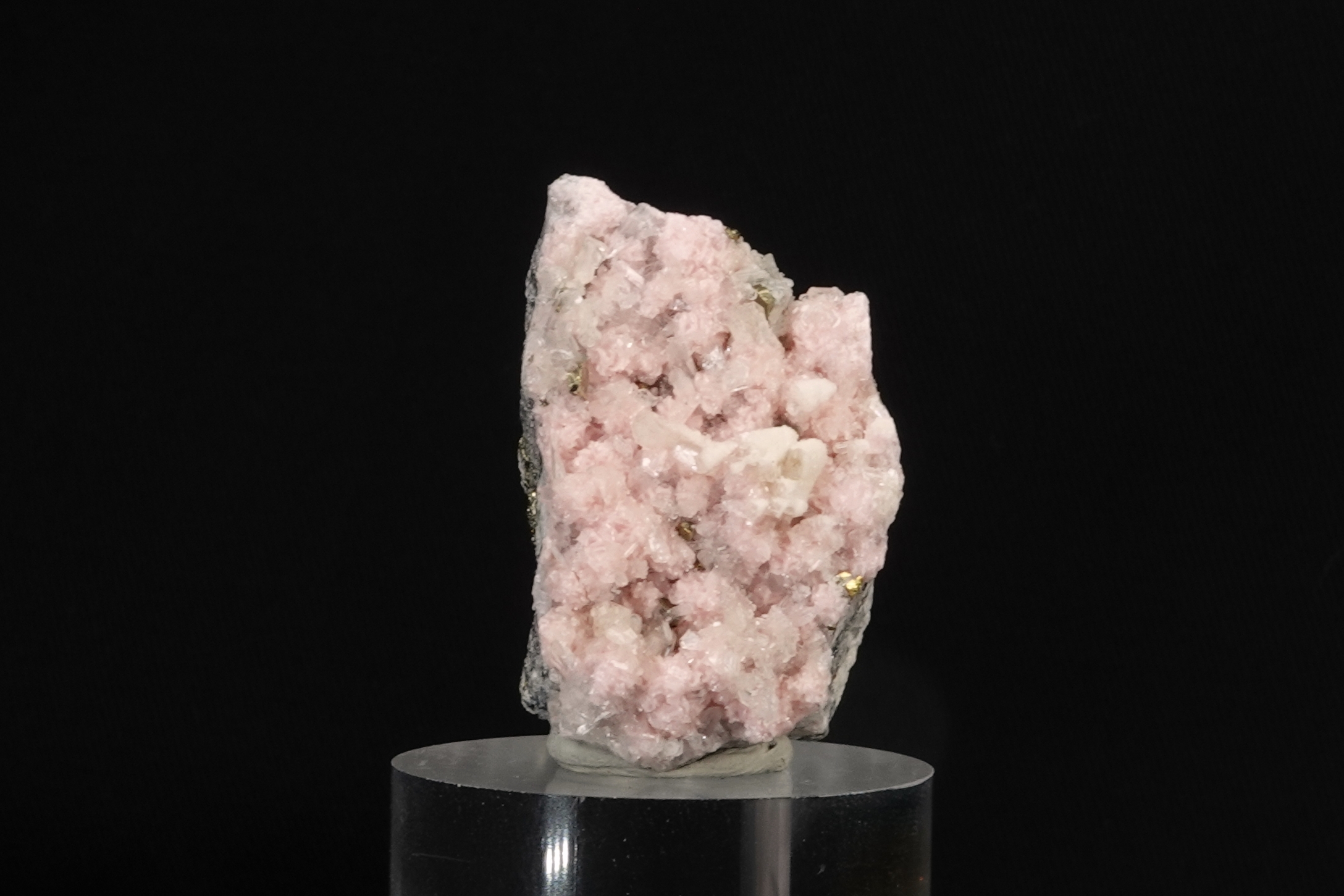  Rhodochrosite, Chalcopyrite, Sphalérite & Quartz - Mine de Davidkovo, Bulgarie - 172,5 ct