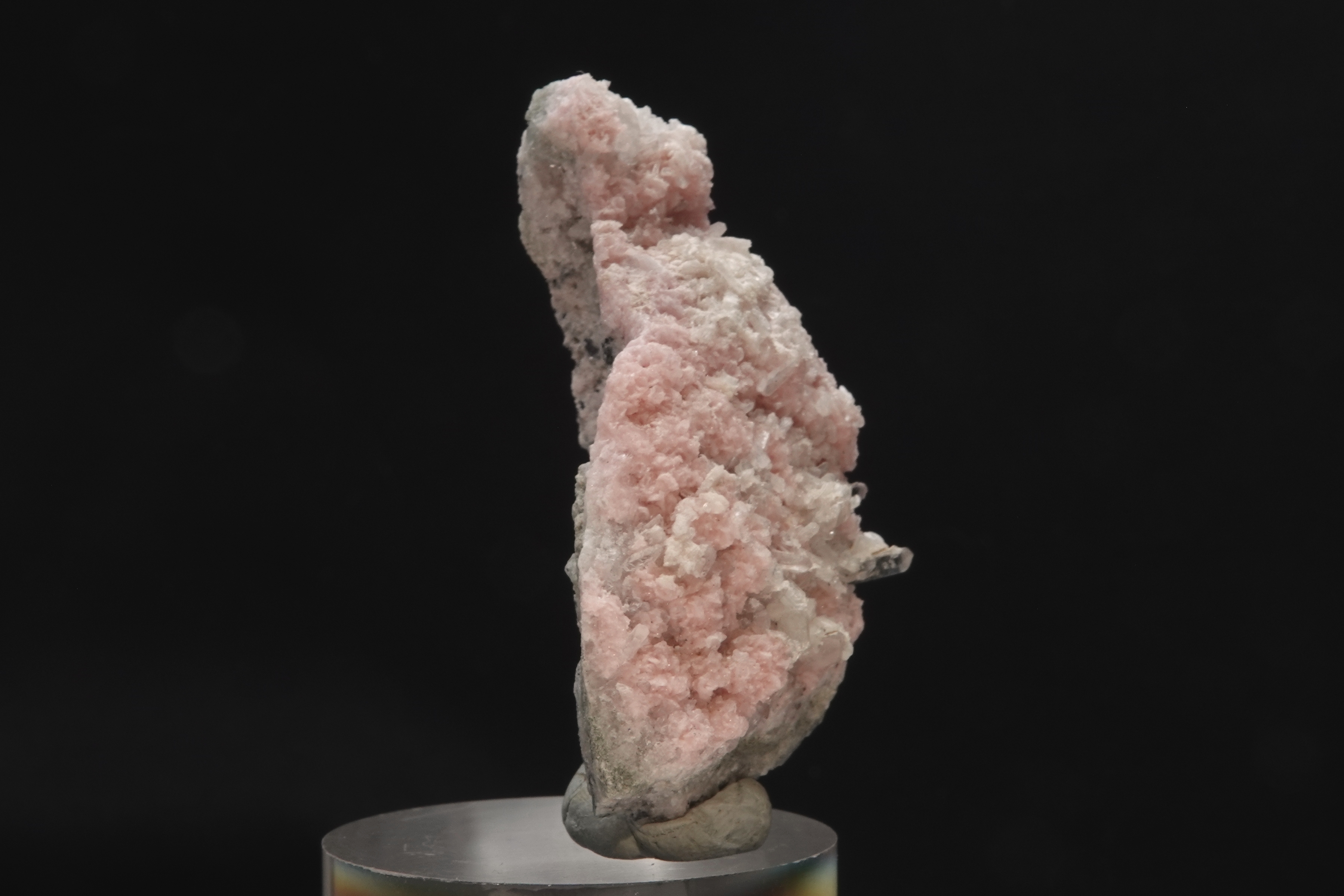 Rhodochrosite, Quartz – Mine Davidkovo, Bulgarie – 154ct