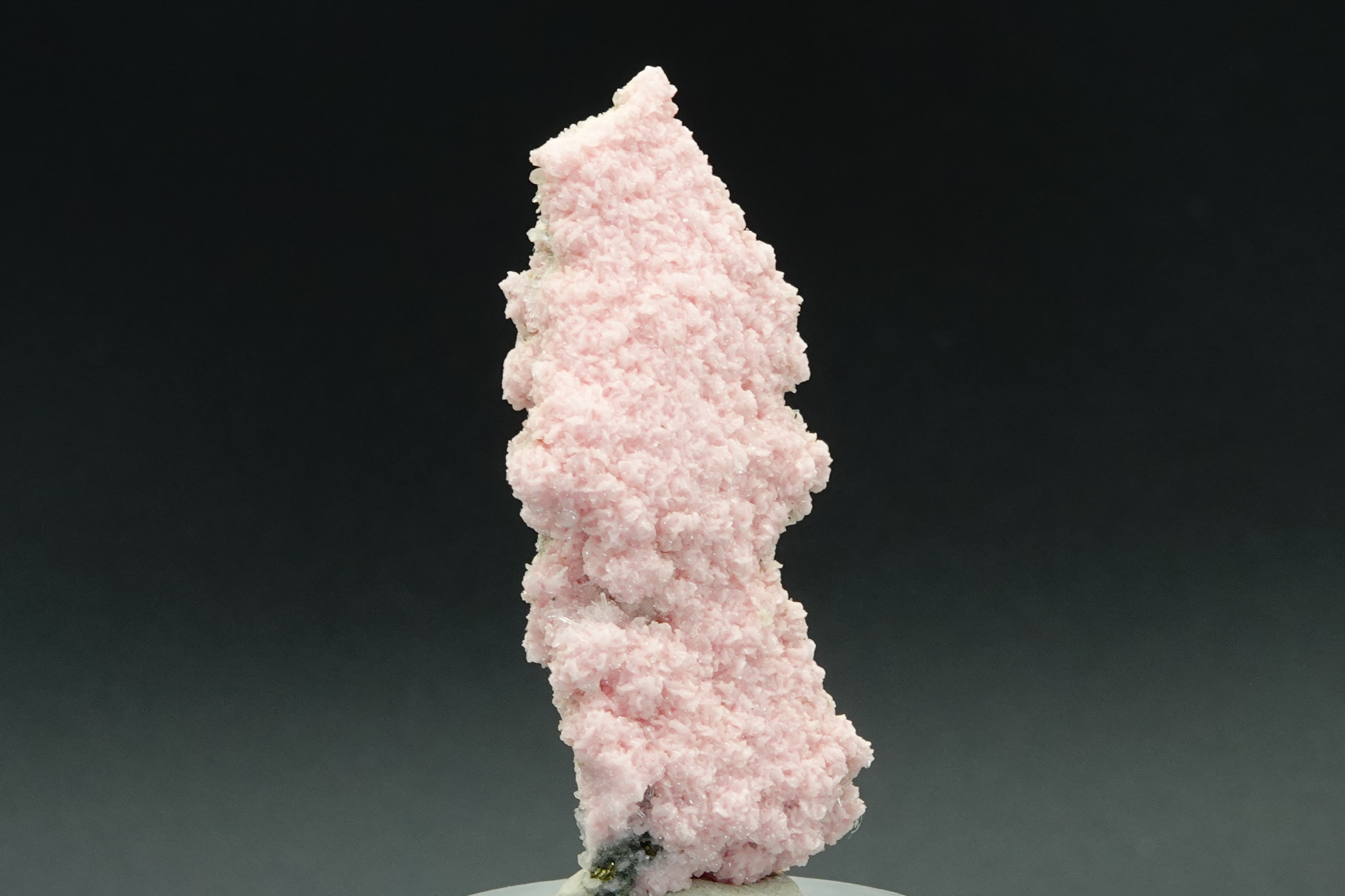 Rhodochrosite avec inclusion de Chalcopyrite - Bulgarie - 99 carats
