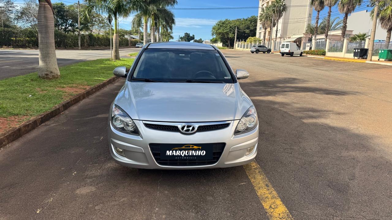 Hyundai I30 2.0 câmbio manual