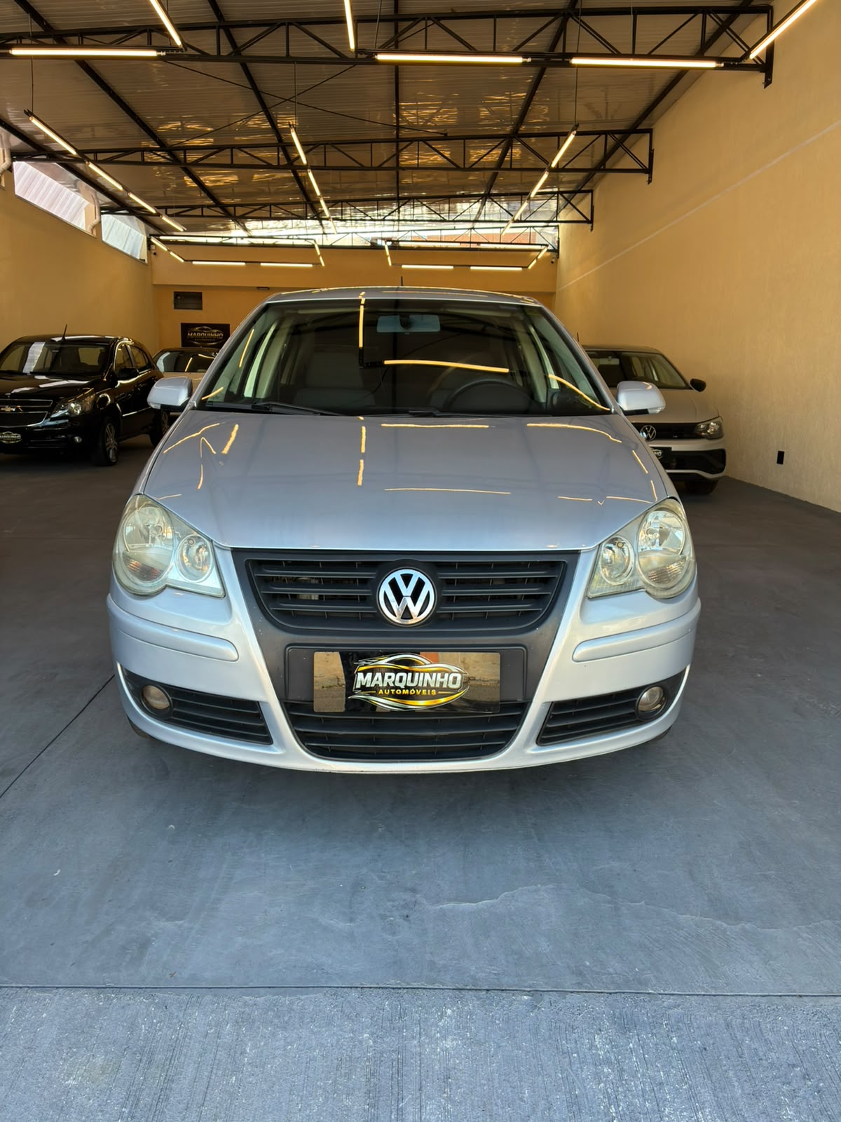 VOLKSWAGEN POLO SEDAN COMFORTLINE 1.6 TOTAL FLEX 
