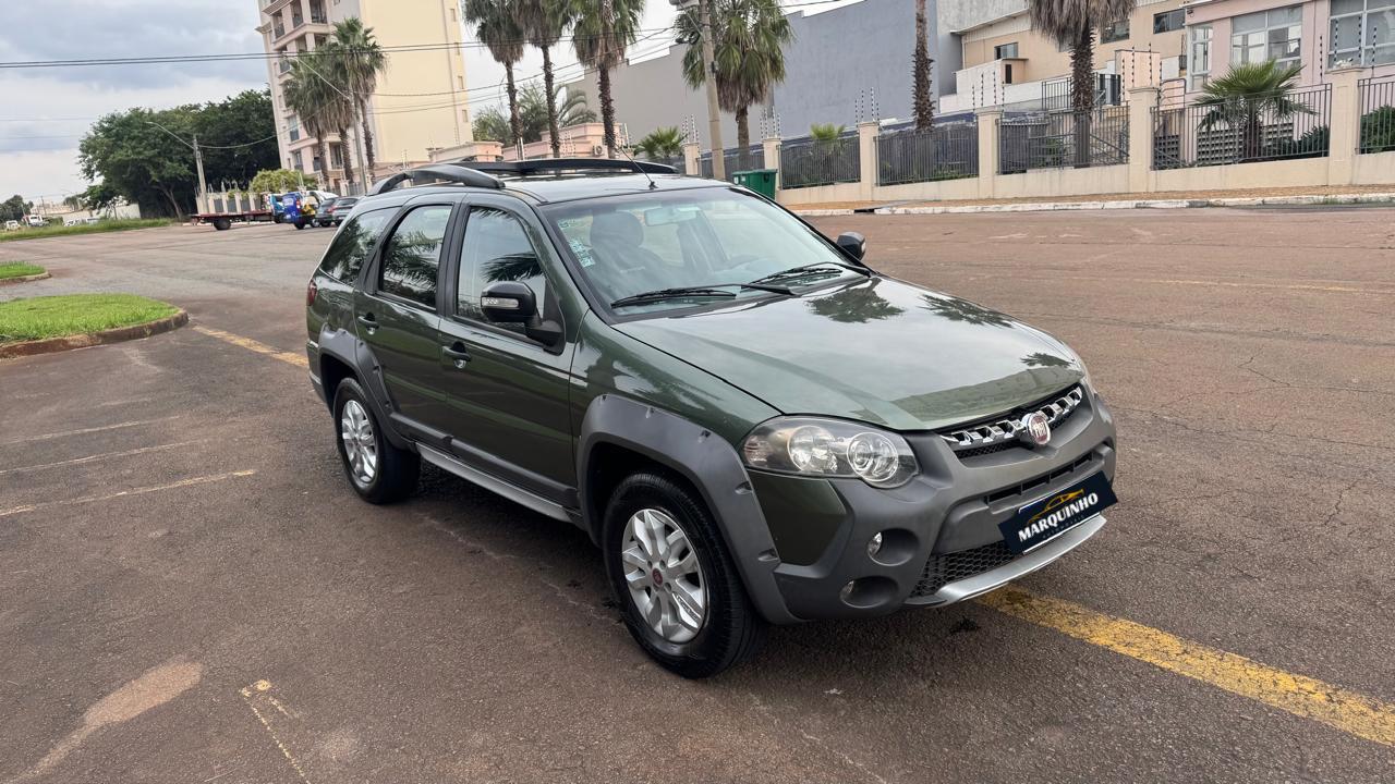 Fiat Palio Weekend Adventure 1.8 Flex câmbio manual 