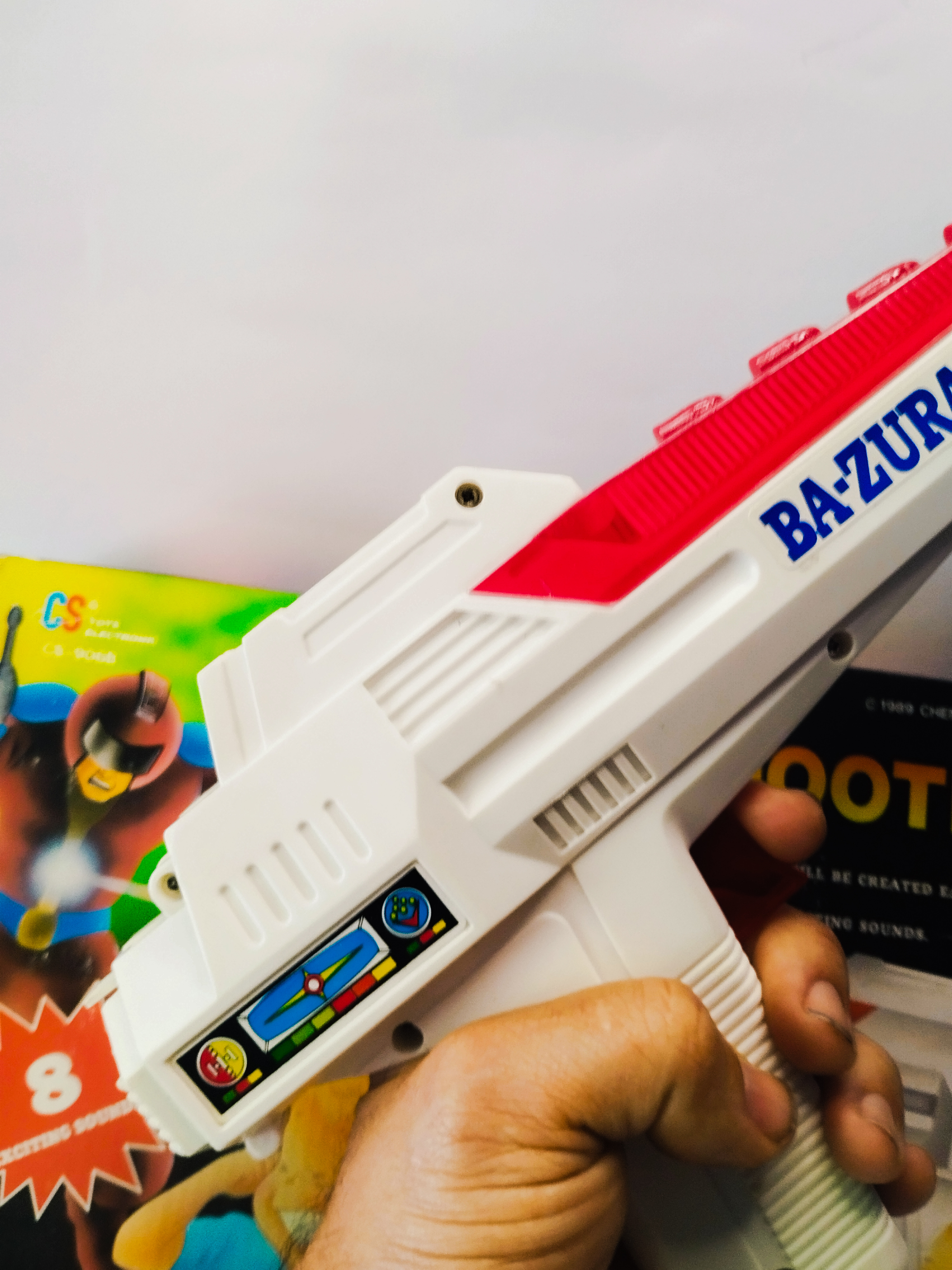 BA-ZURA Shooter – Vintage 80s Bootleg Laser Toy Gun with Original Box