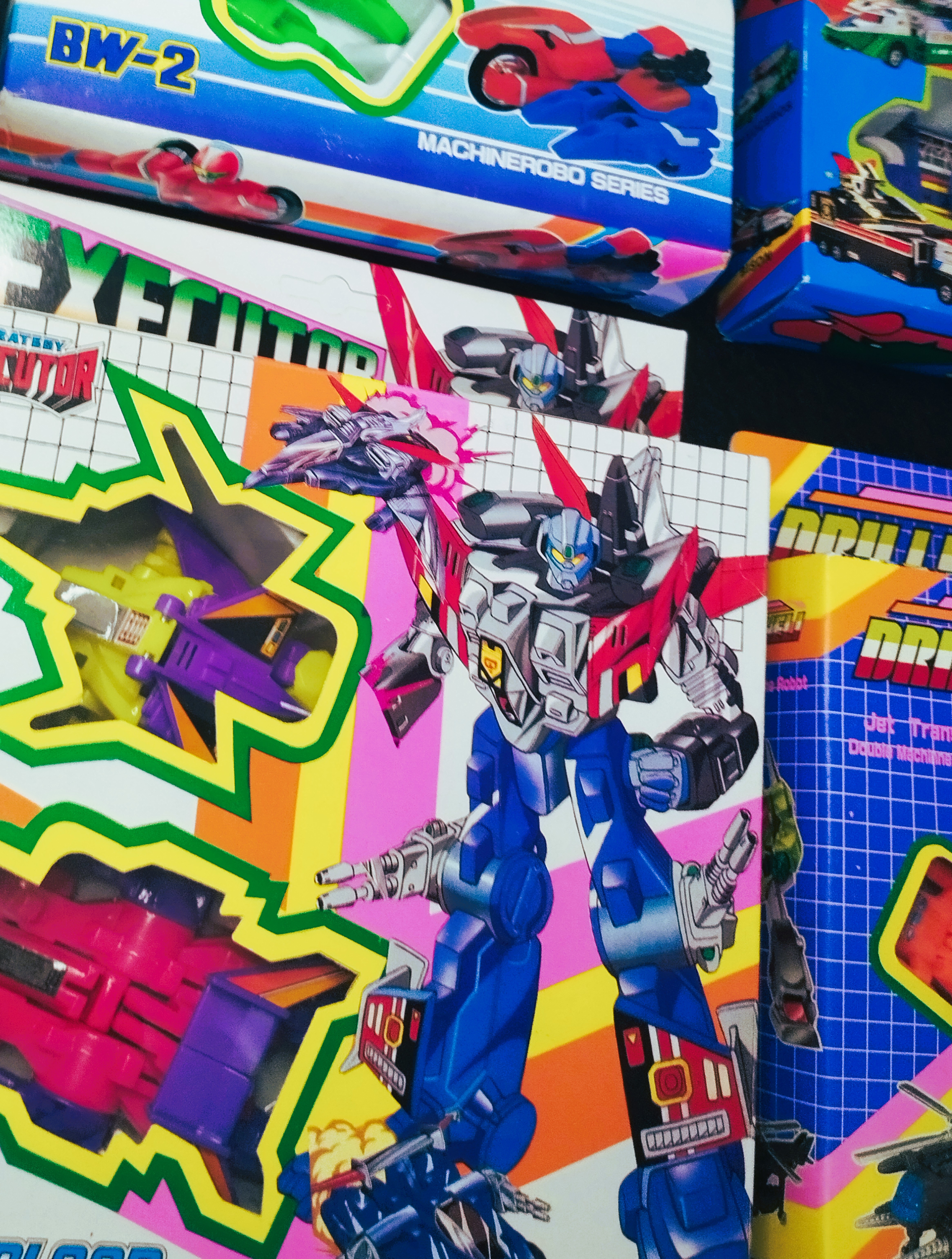 Vintage 2-in-1 Machine Robot Bootleg Gift Set – Exclusive Pack of 4 Transforming Robots in Original Boxes