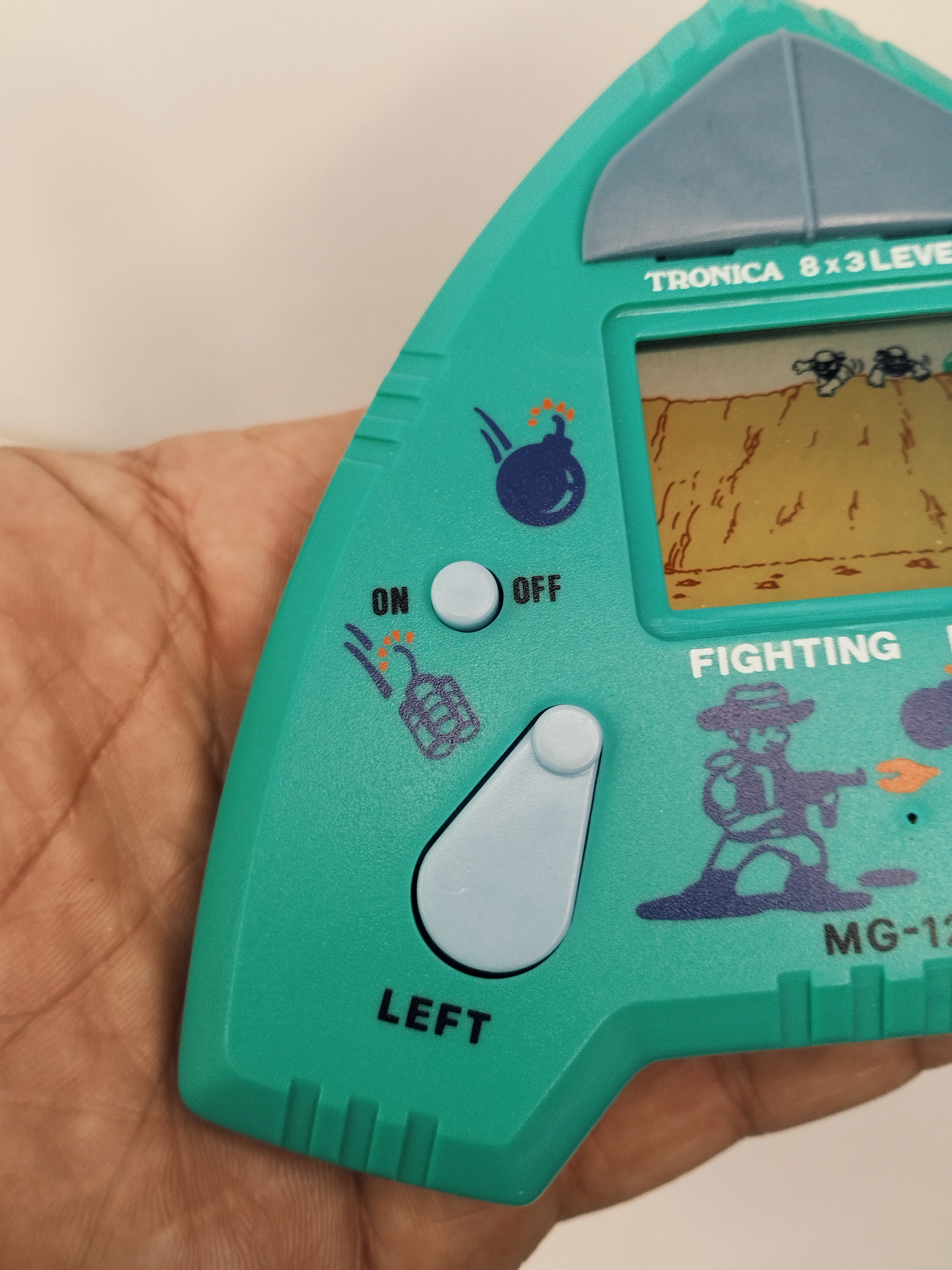 Tronica Fighting Pirate MG-123 – Vintage LCD Handheld Bootleg Game & Watch Style Rare Collectors Piece
