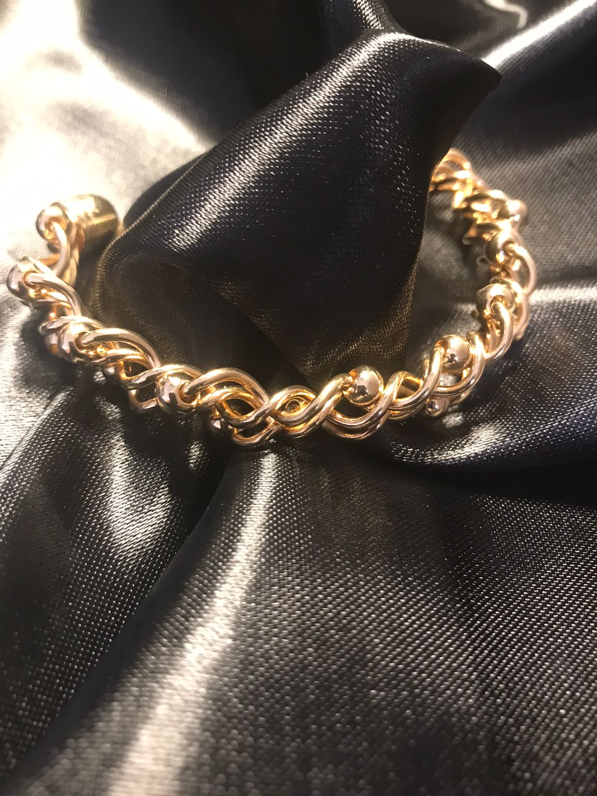 Bracelete Feminino Dourado Banhado a Ouro 18k