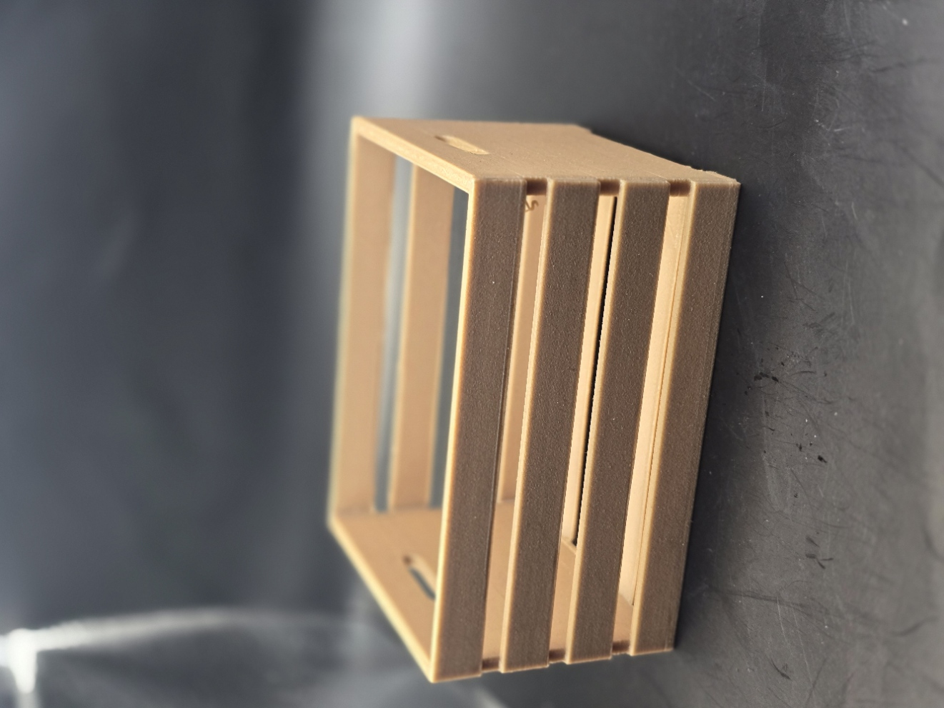 (PLA/PLA-WOOD) 3D PRINTED Chick Desk Companion with Crate - Farm Themed Decor
