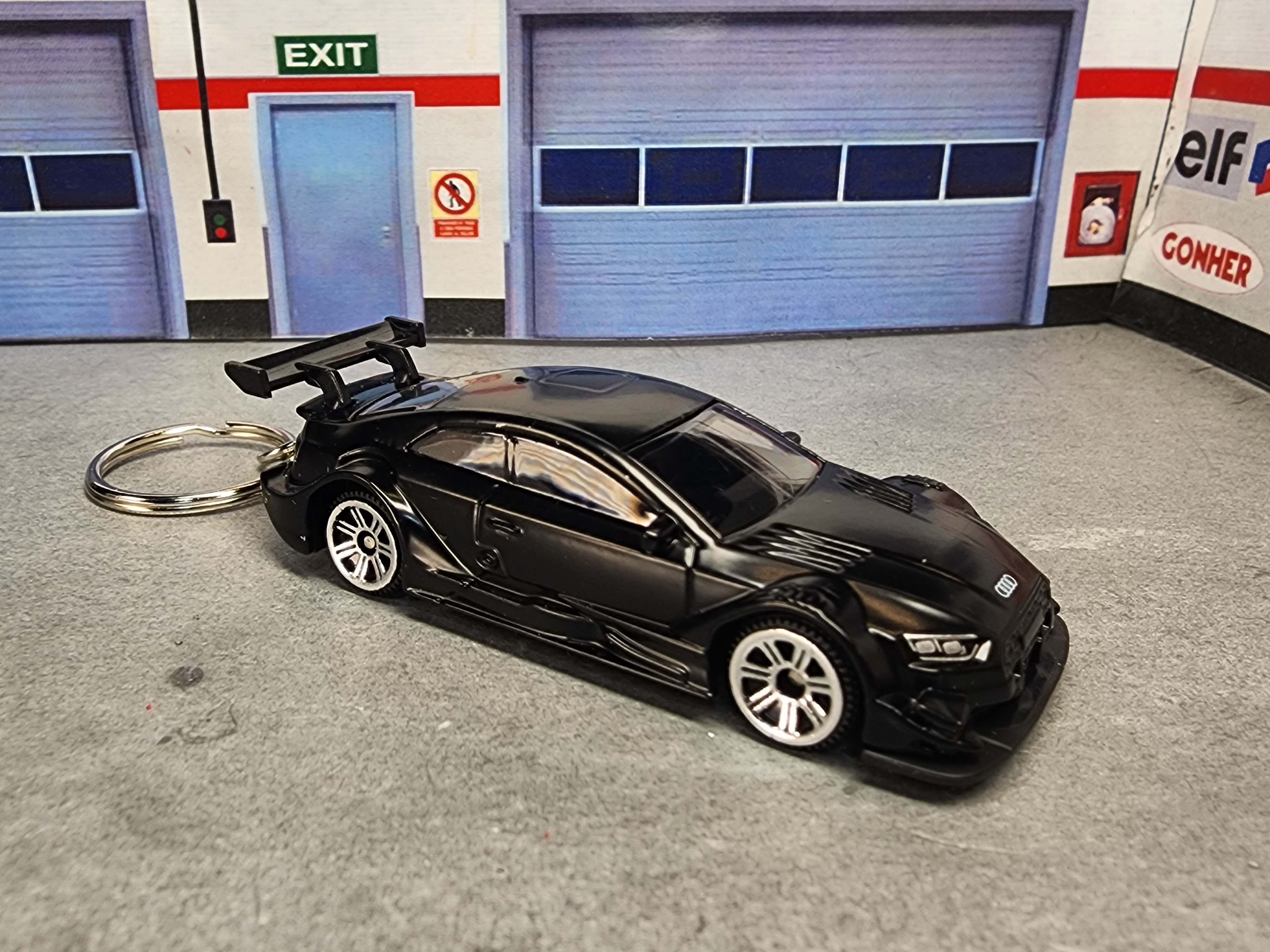 Audi RS 5 Keychain, Audi Racing Diecast Keychain 1:64 Scale