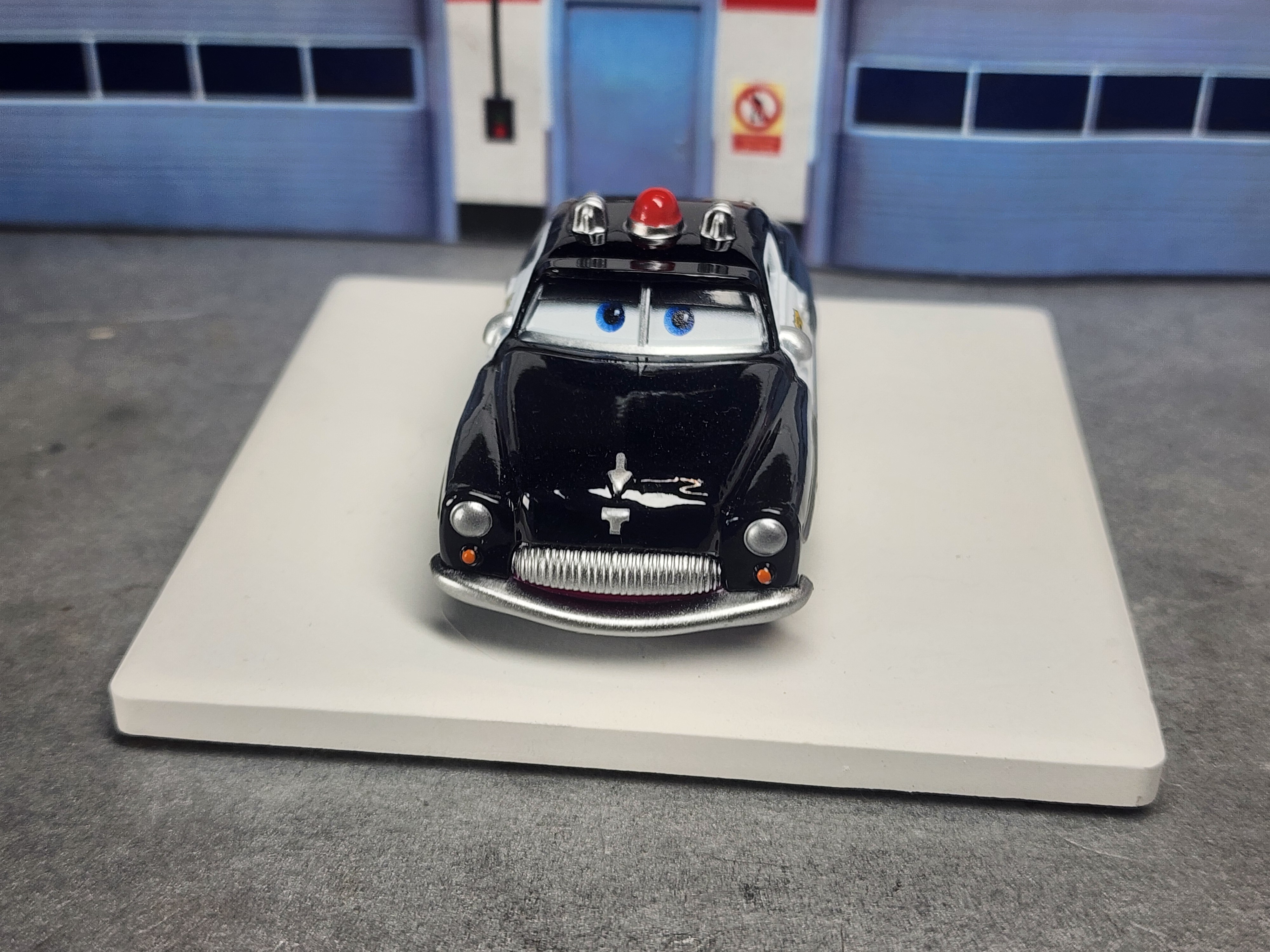 Die-Cast Sheriff Car from the Car's Movie Paperweight