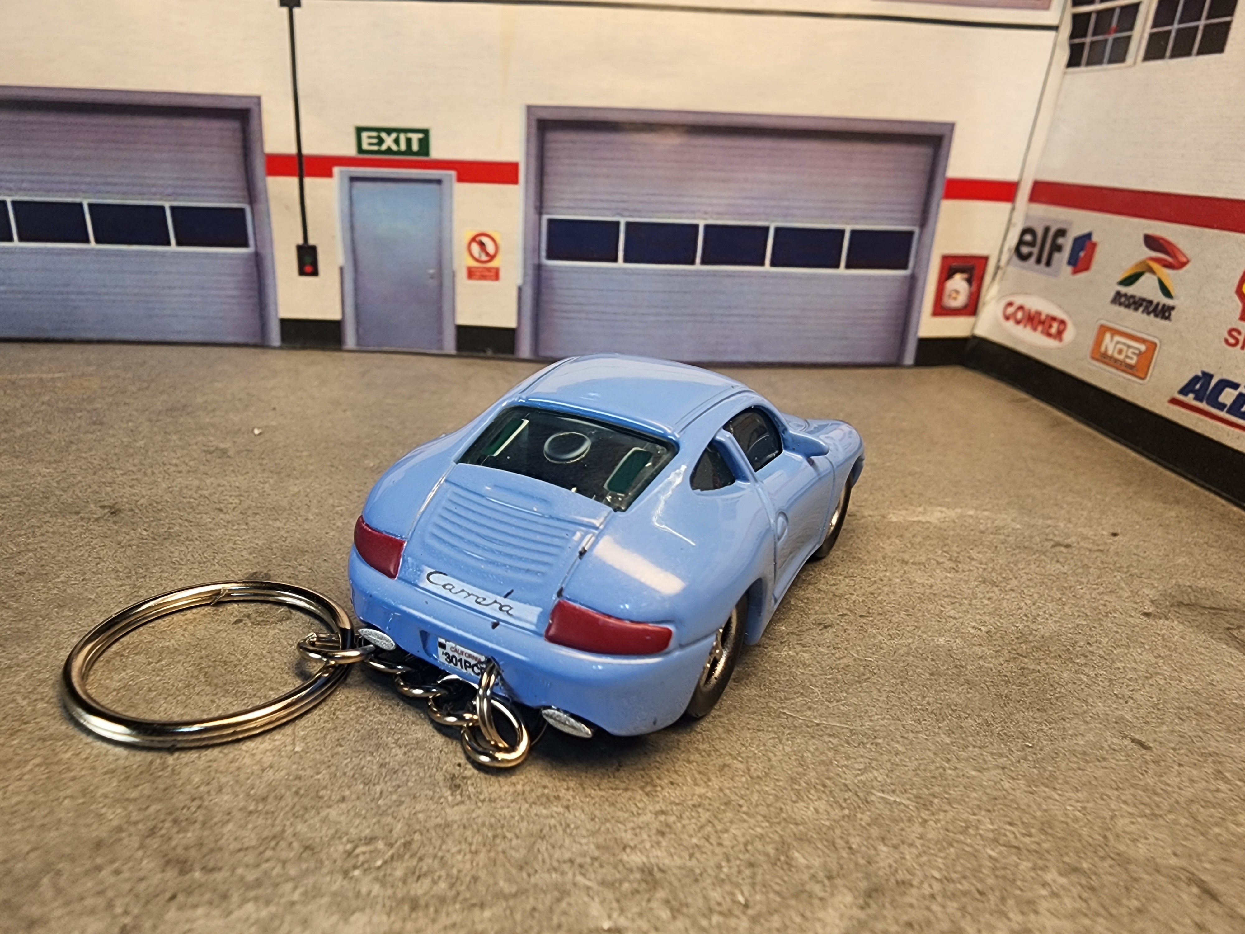 Custom Porsche 911 Sally Keychain from Pixar’s Cars Movie | 1:64 Scale Collectible Keychain for Porsche Enthusiasts, Premium Keychain