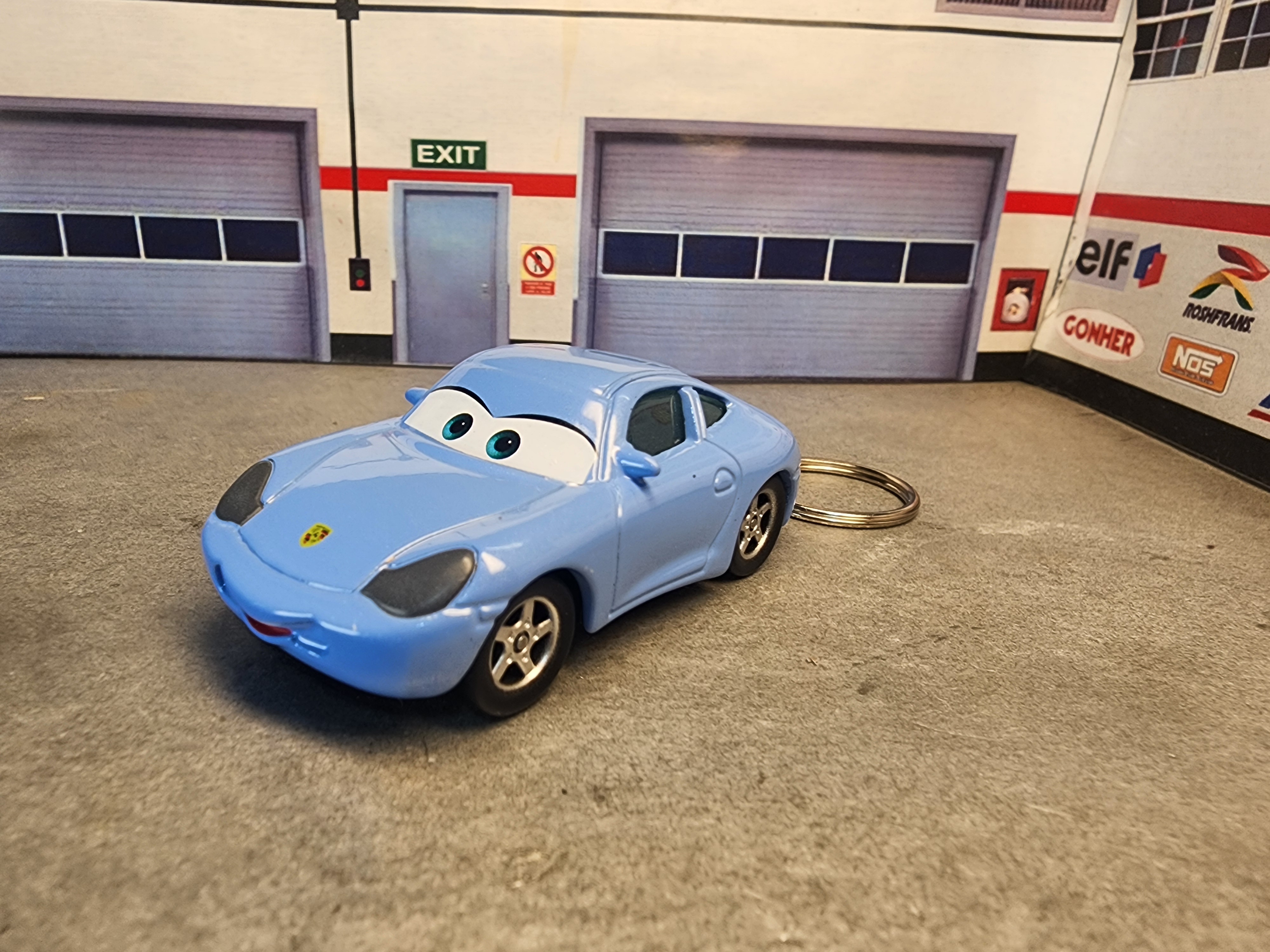 Custom Porsche 911 Sally Keychain from Pixar’s Cars Movie | 1:64 Scale Collectible Keychain for Porsche Enthusiasts, Premium Keychain