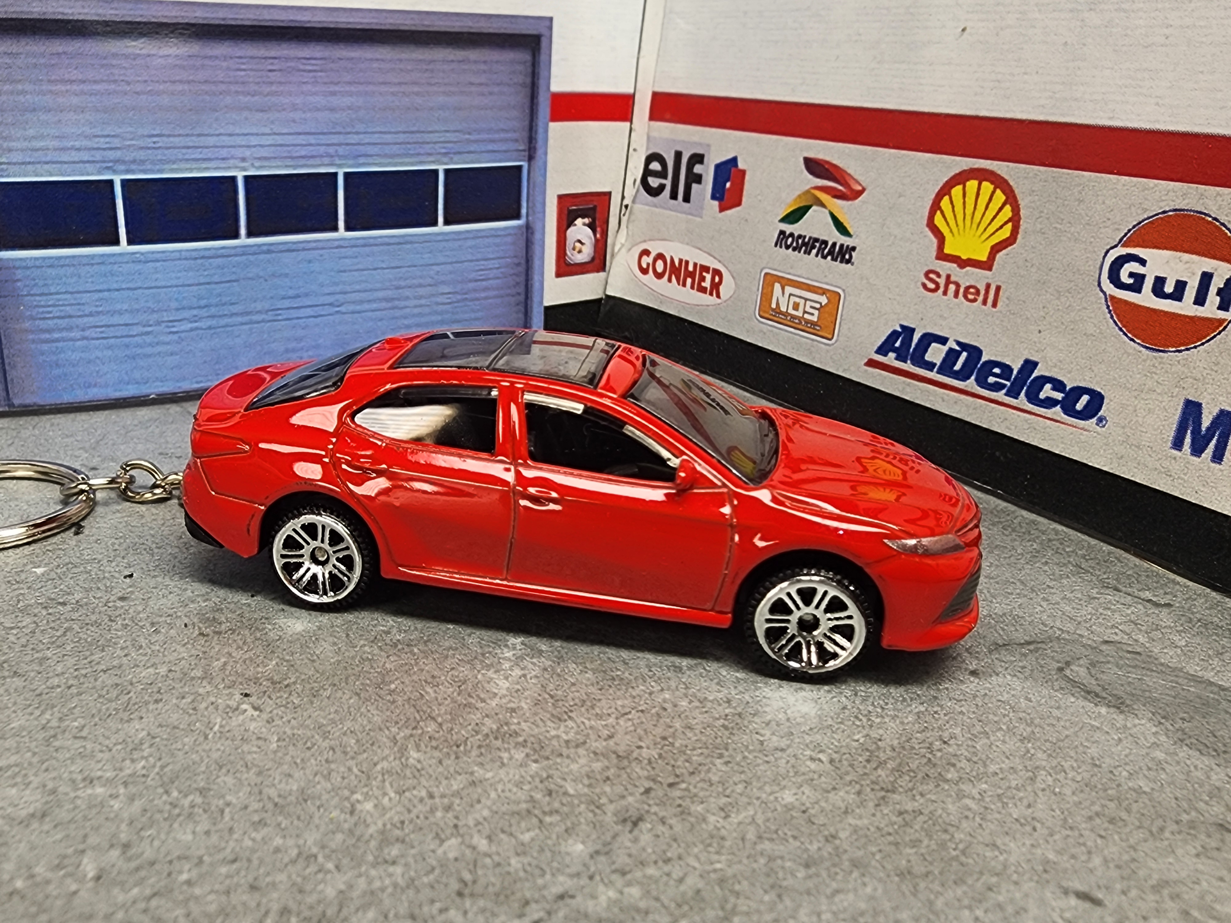 Toyota Camry Keychain, 1:64 Scale Diecast Steel Camry Keychain