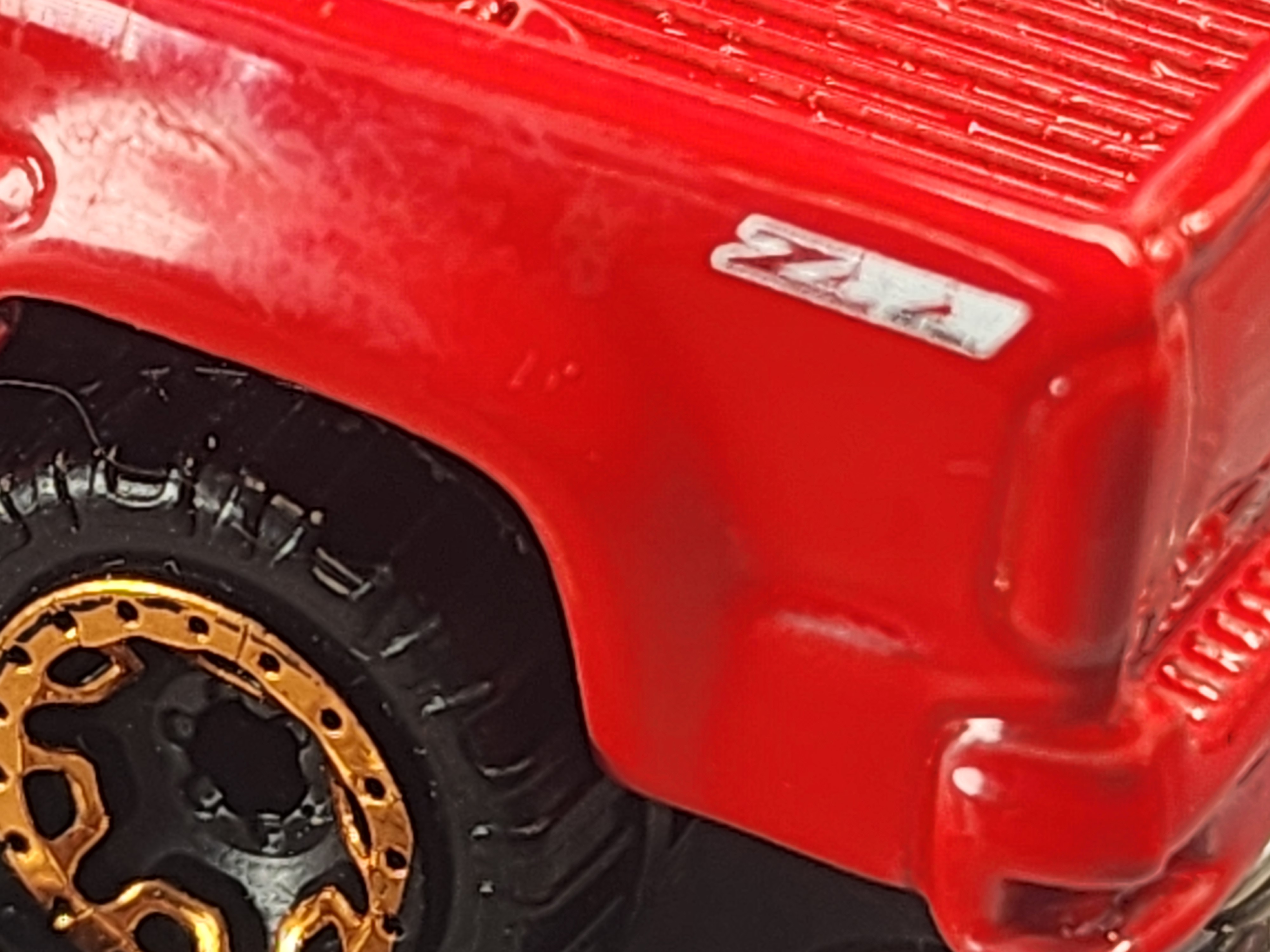 2015 Chevrolet Colorado Keychain, Die-Cast 1:64 Scale Chevy Pickup Truck