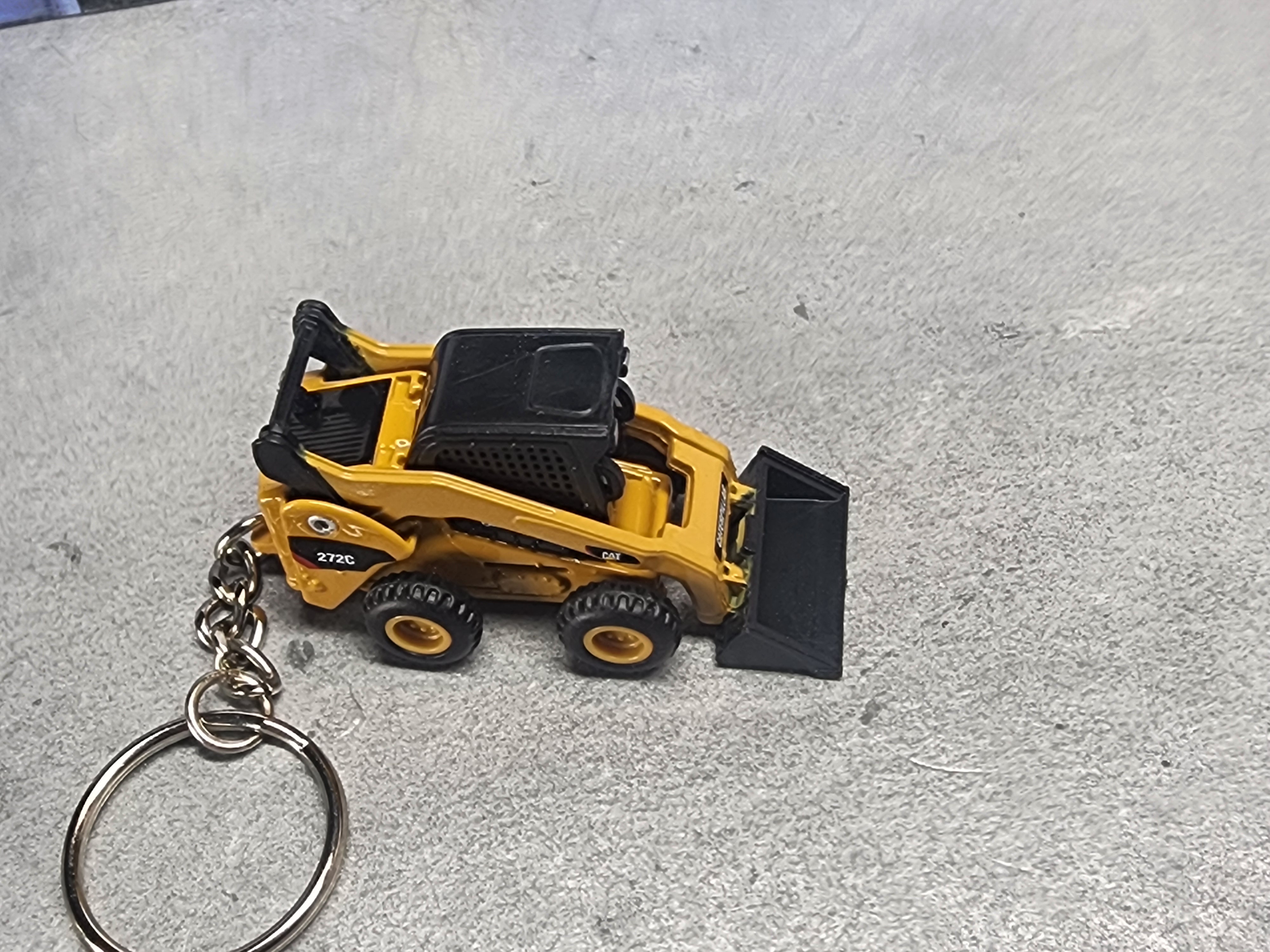 CAT 272C Skid loader Keychain