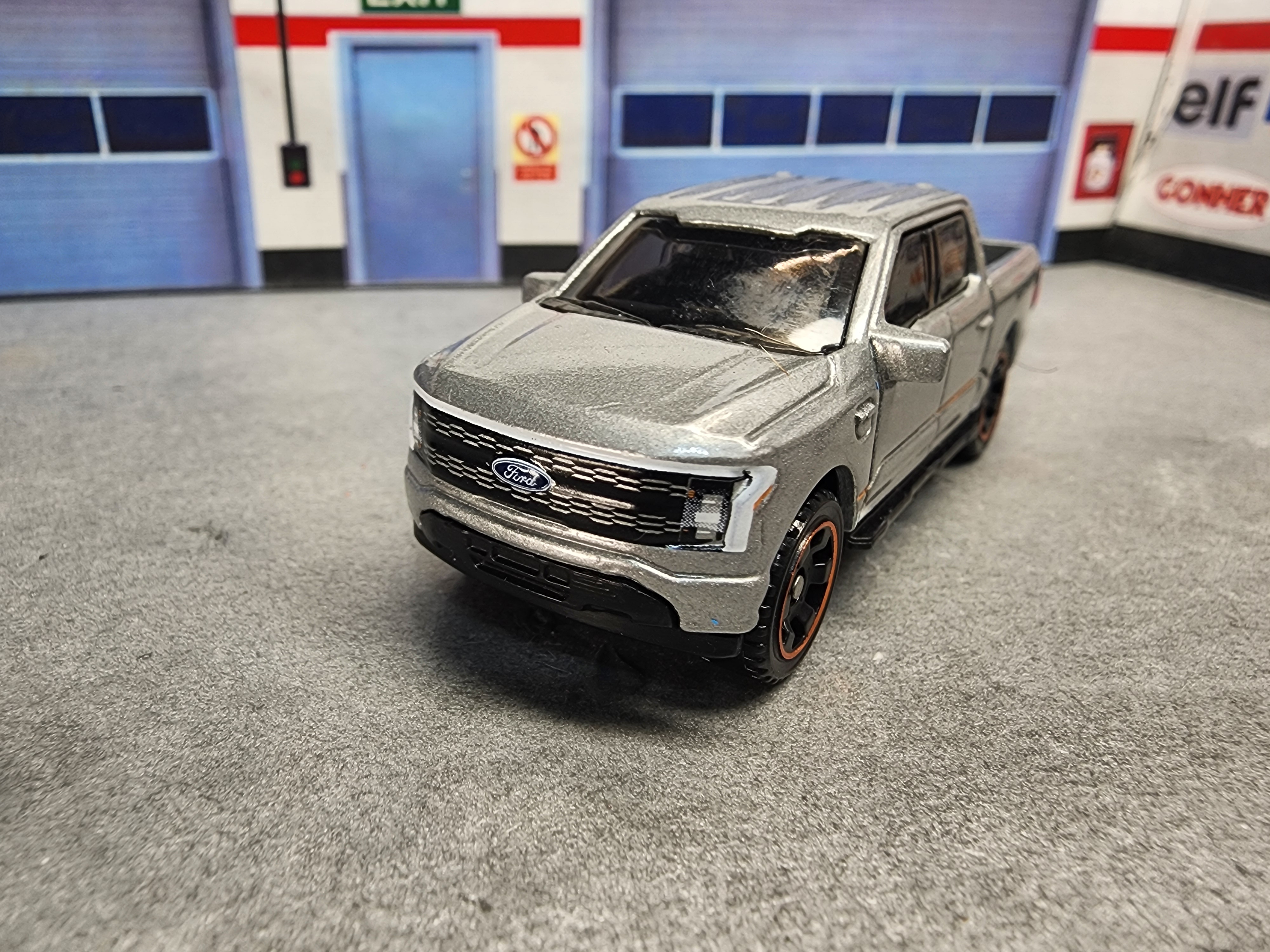 2022 Ford F150 Lightning Keychain, 1:64 Scale Diecast
