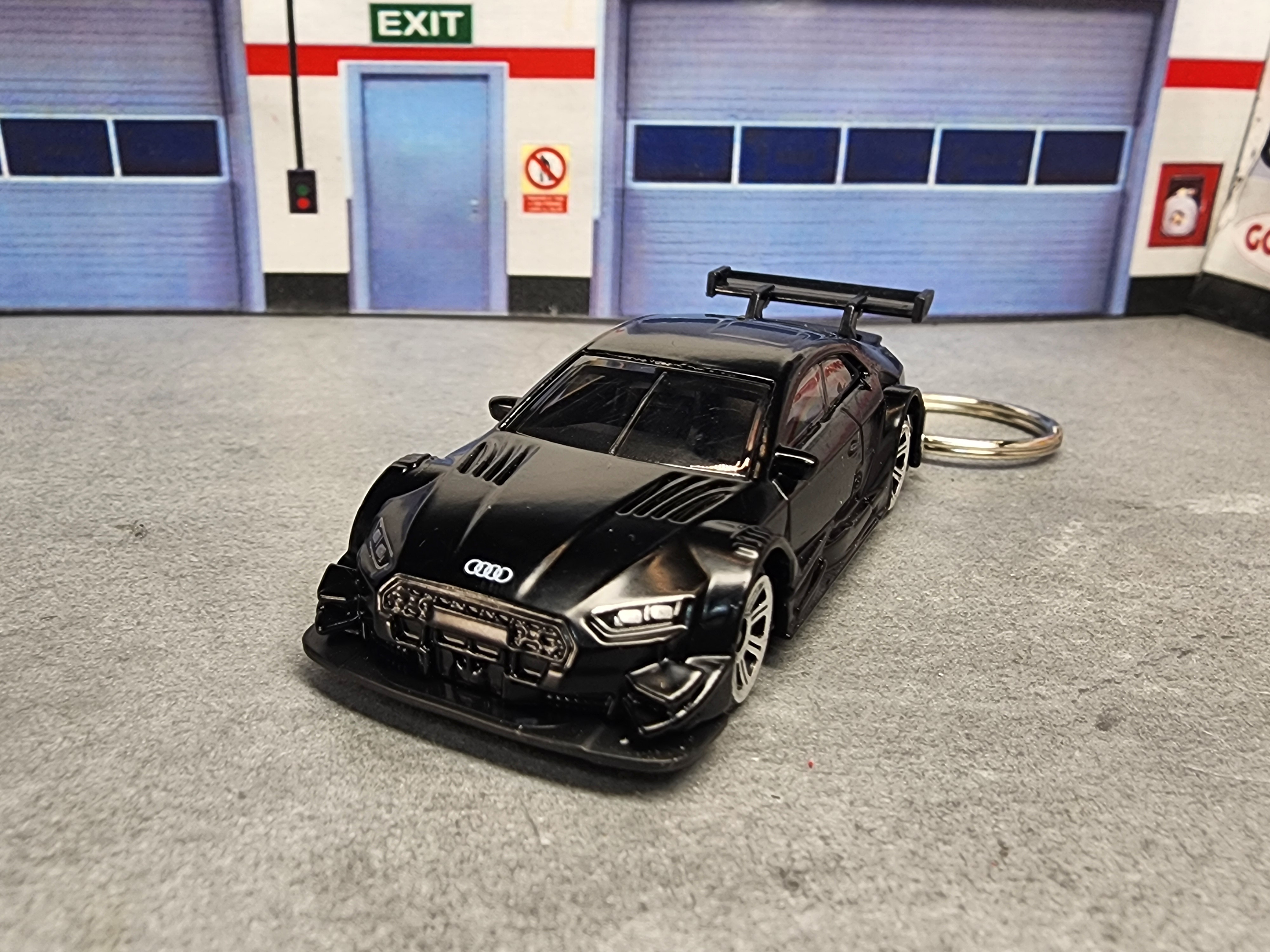 Audi RS 5 Keychain, Audi Racing Diecast Keychain 1:64 Scale