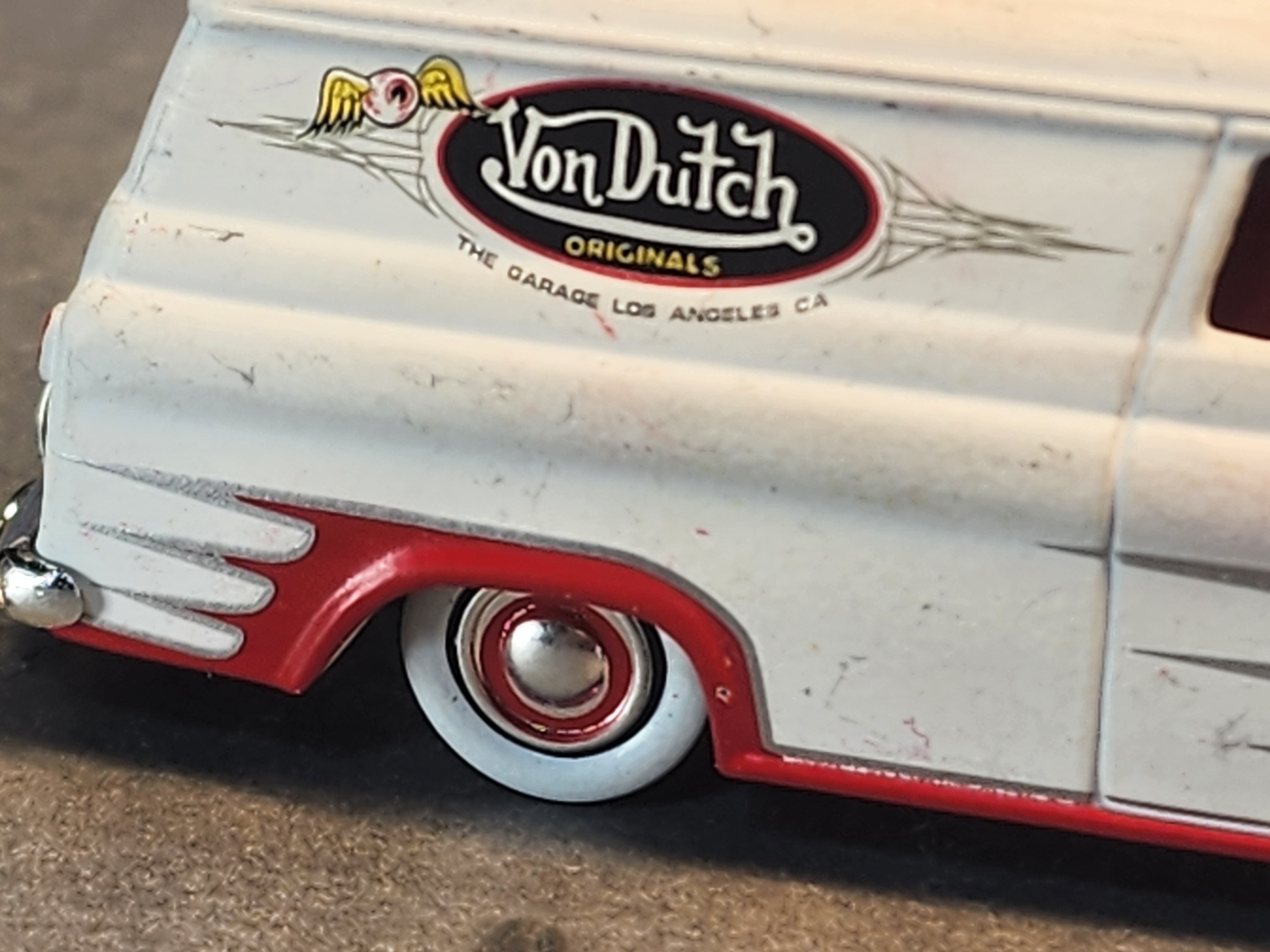 Von Dutch Van Keychain, 1957 Chevy Suburban Keychain, 1:64 Scale Die Cast