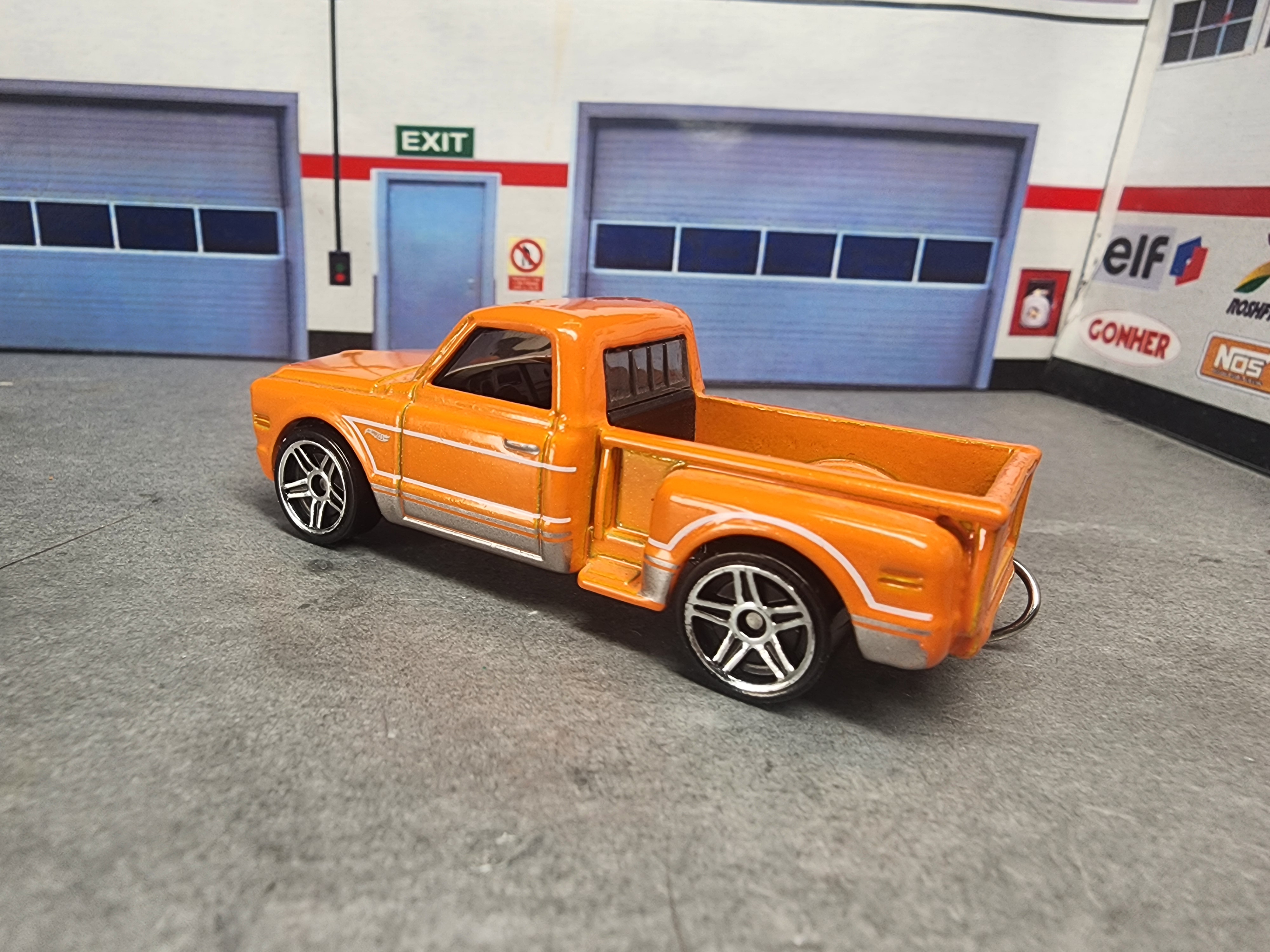 1969 Chevy Stepside Pickup Keychain, 1:64 Scale Diecast