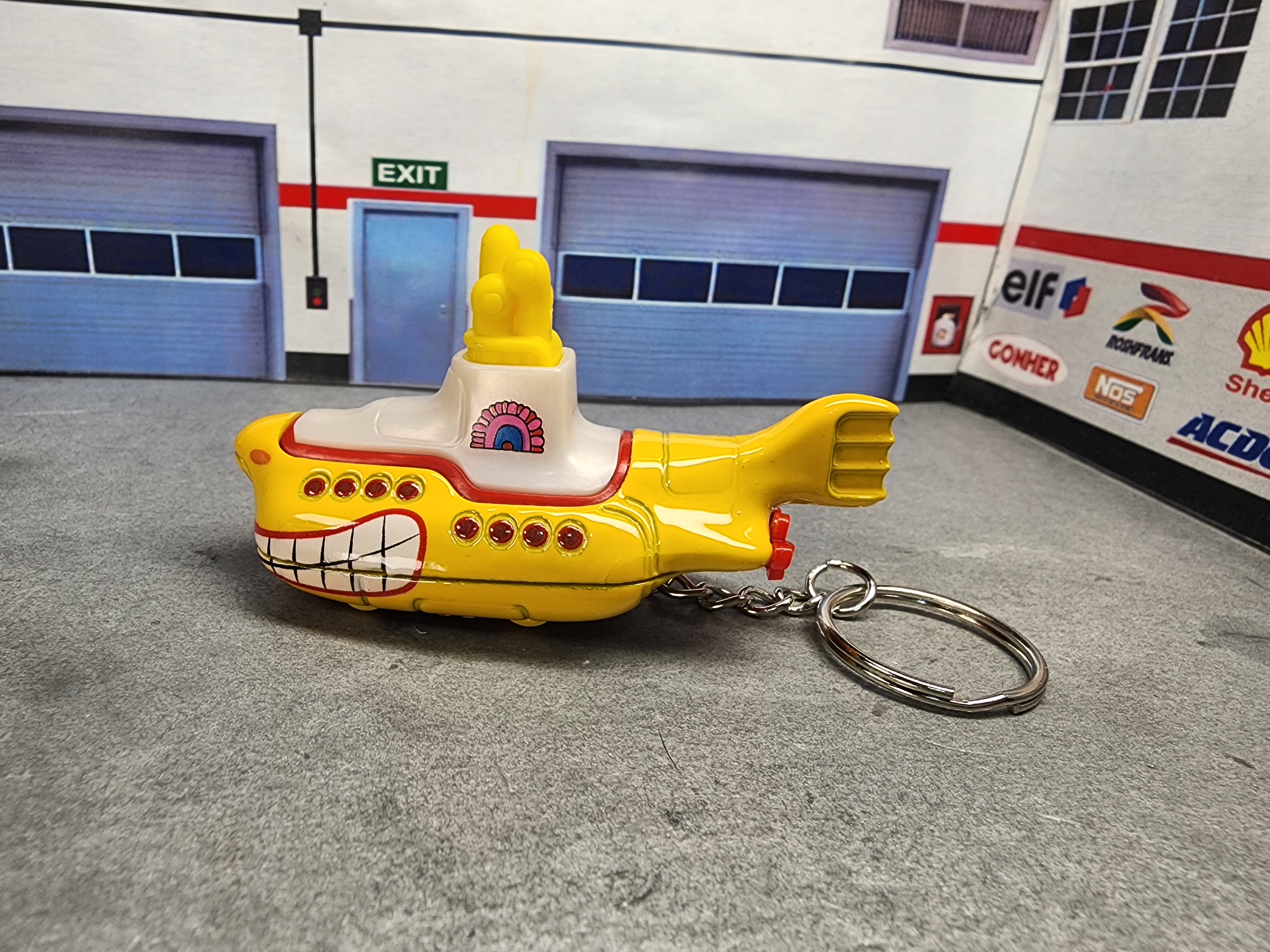Beatles Yellow Submarine Keychain: Diecast Model