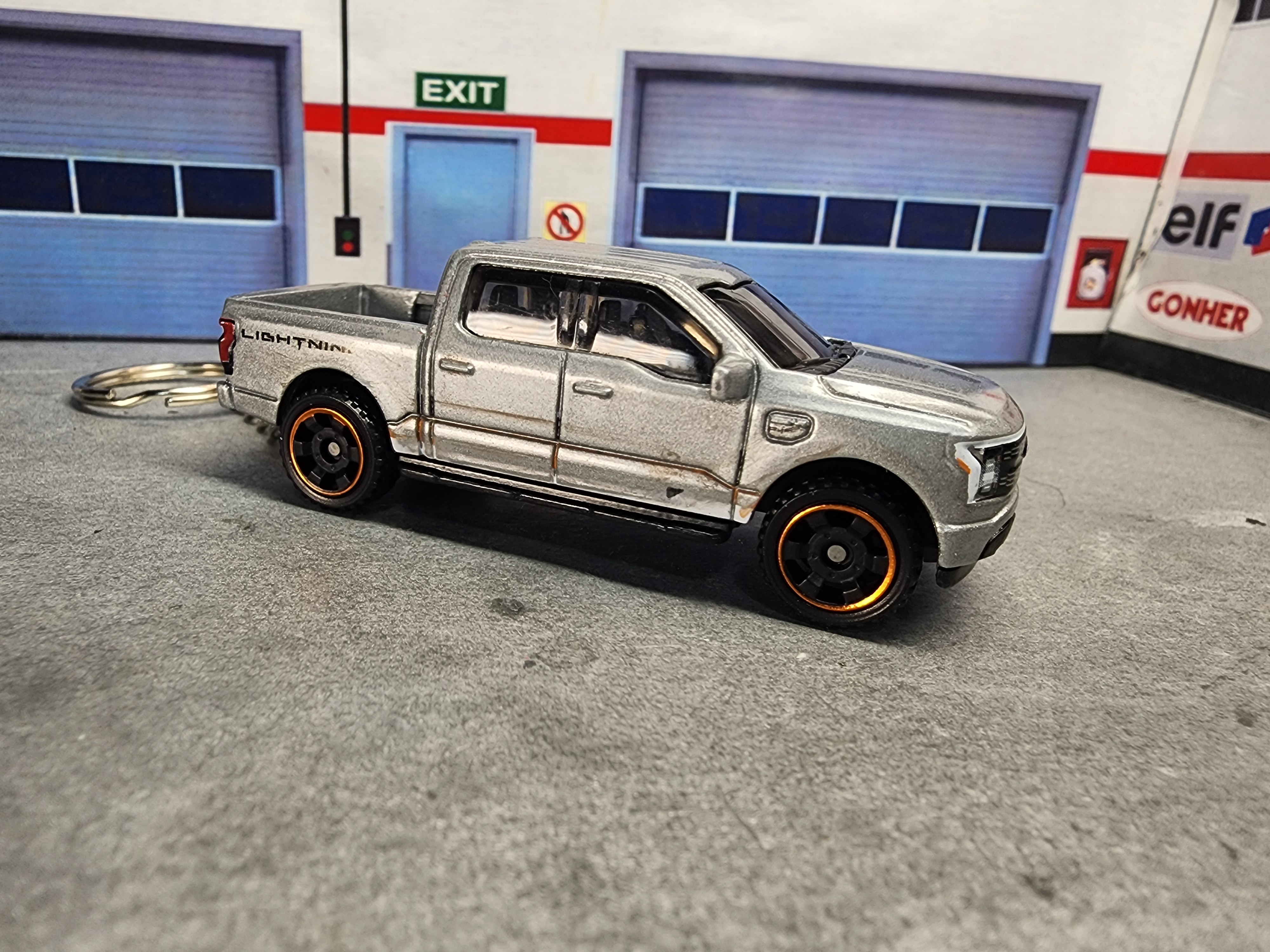 2022 Ford F150 Lightning Keychain, 1:64 Scale Diecast