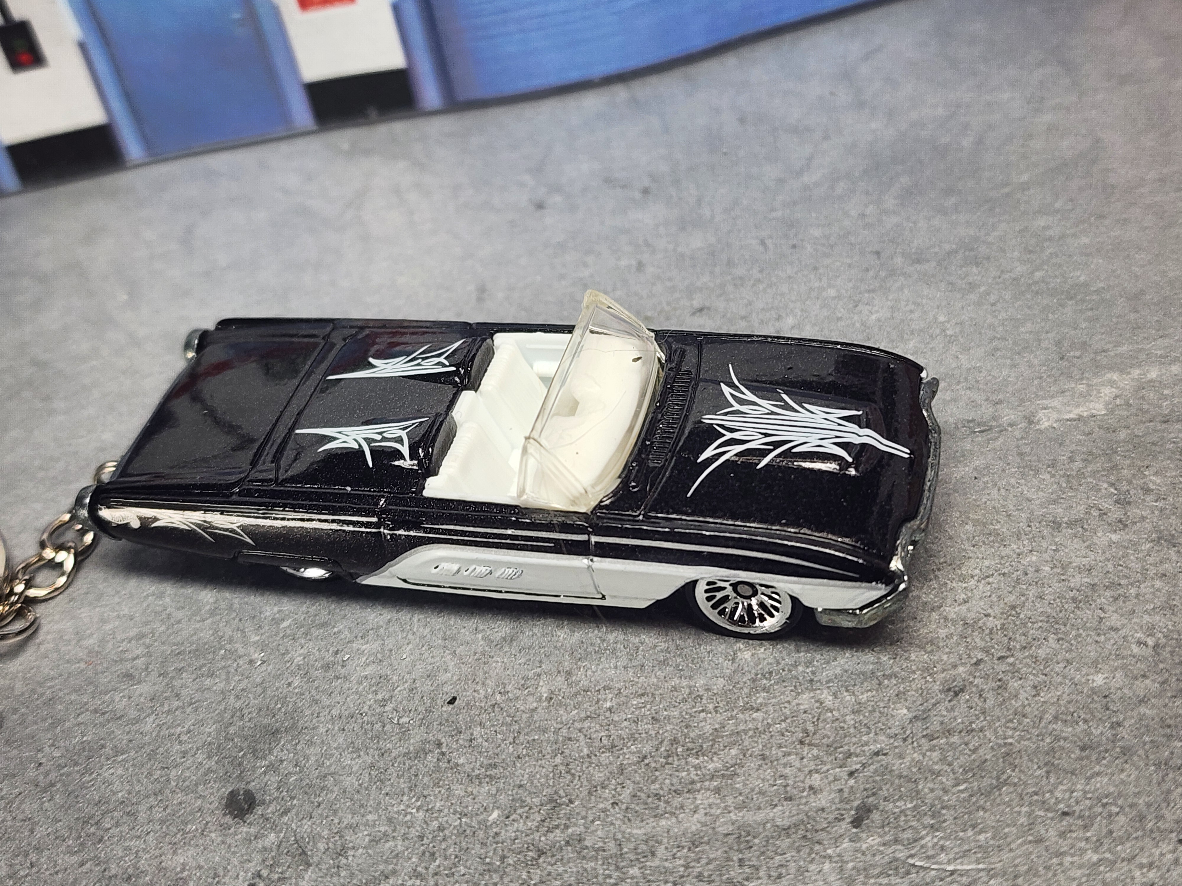 1964 Ford Thunderbird  Keychain, Thunderbird Roadster 